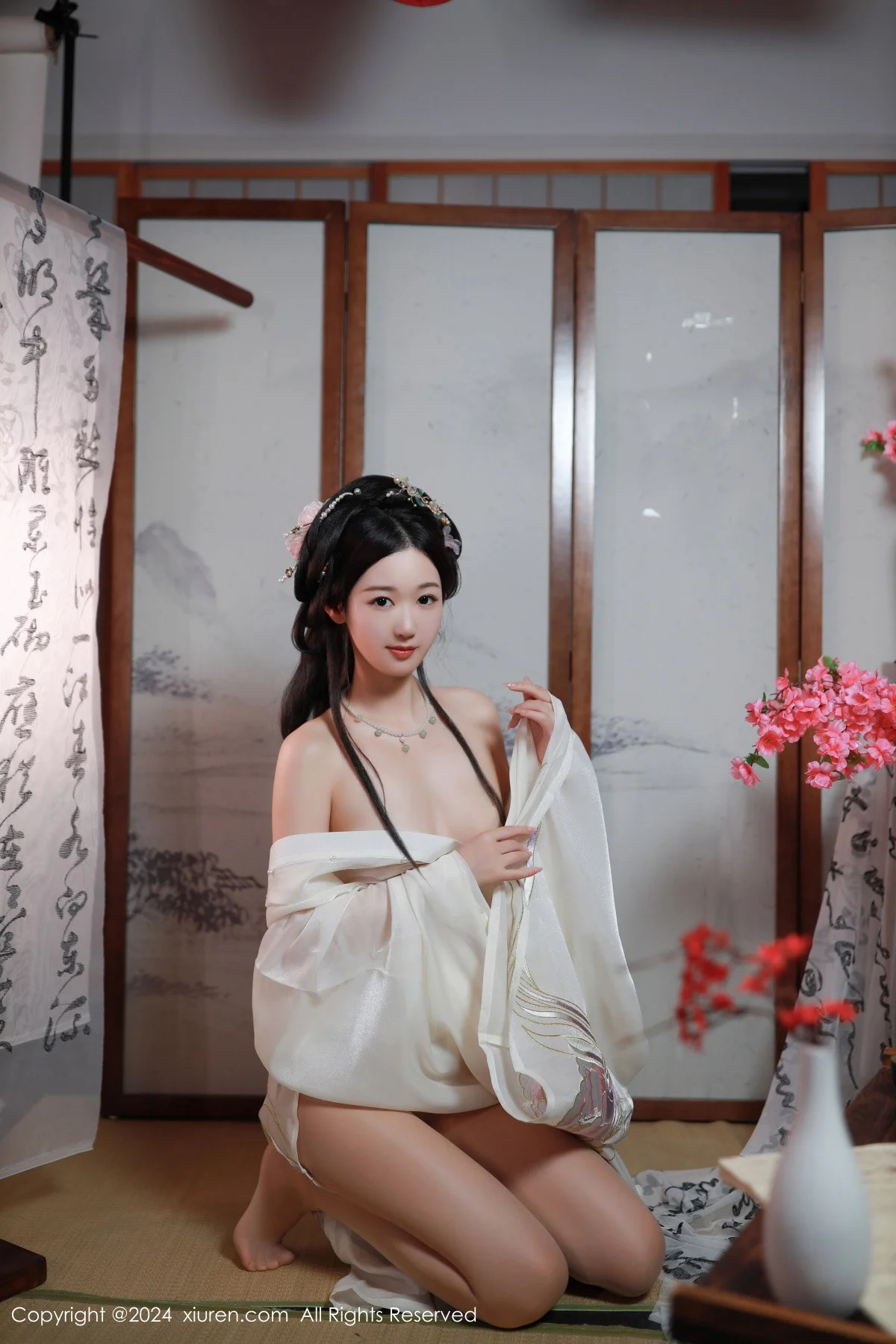 唐安琪性感浅色古装服饰配超薄无内肉丝秀曼妙身姿绝美写真 第 119 张