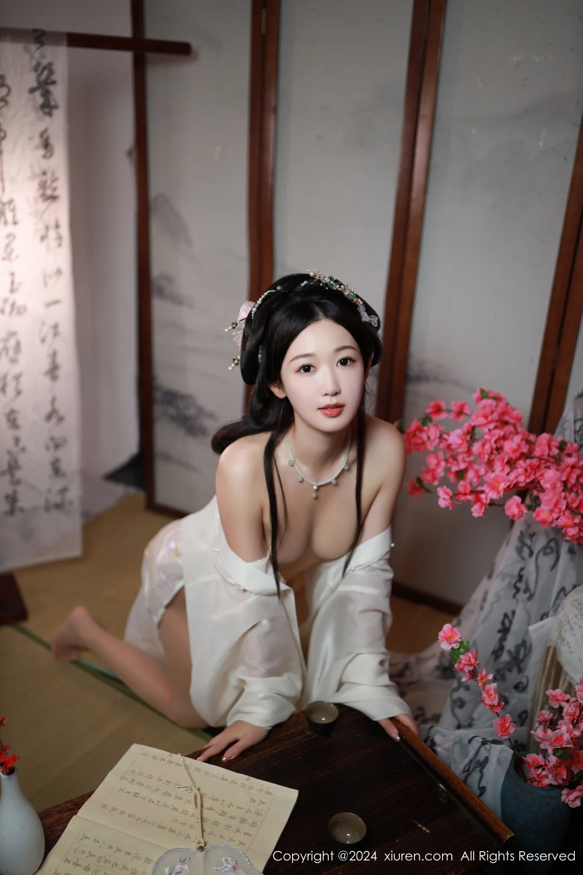 唐安琪性感浅色古装服饰配超薄无内肉丝秀曼妙身姿绝美写真 第 121 张