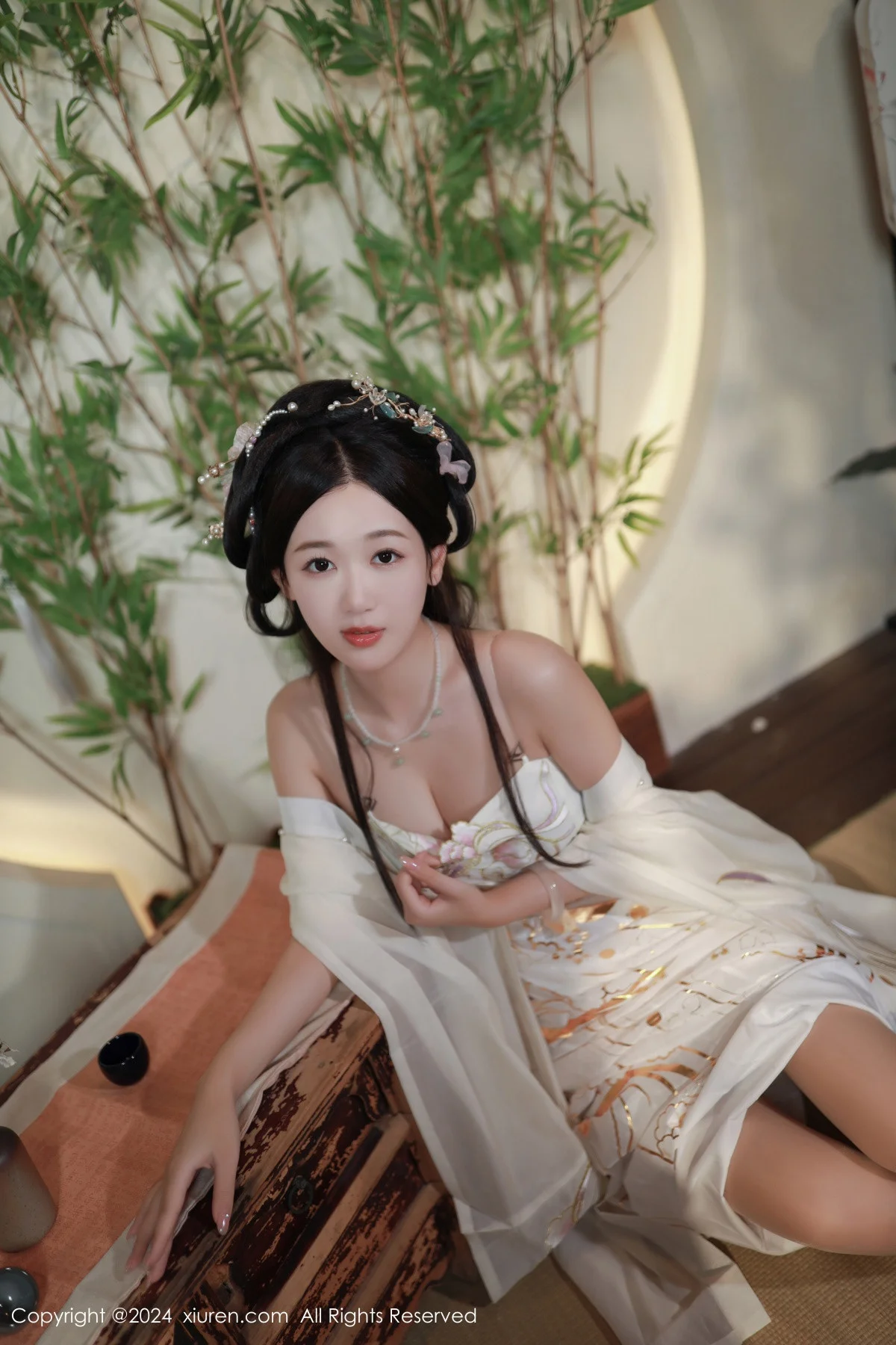 唐安琪性感浅色古装服饰配超薄无内肉丝秀曼妙身姿绝美写真 第 30 张