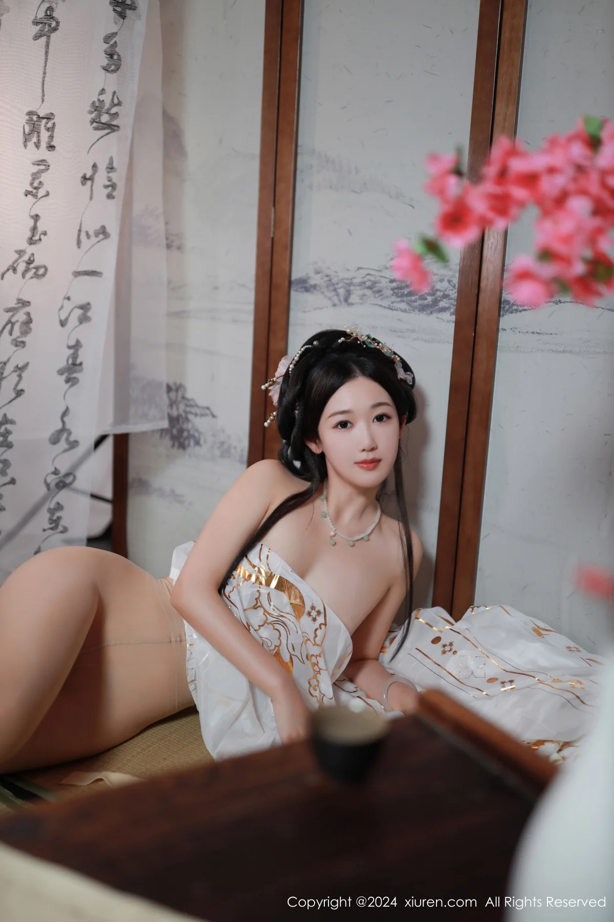 唐安琪性感浅色古装服饰配超薄无内肉丝秀曼妙身姿绝美写真 第 71 张
