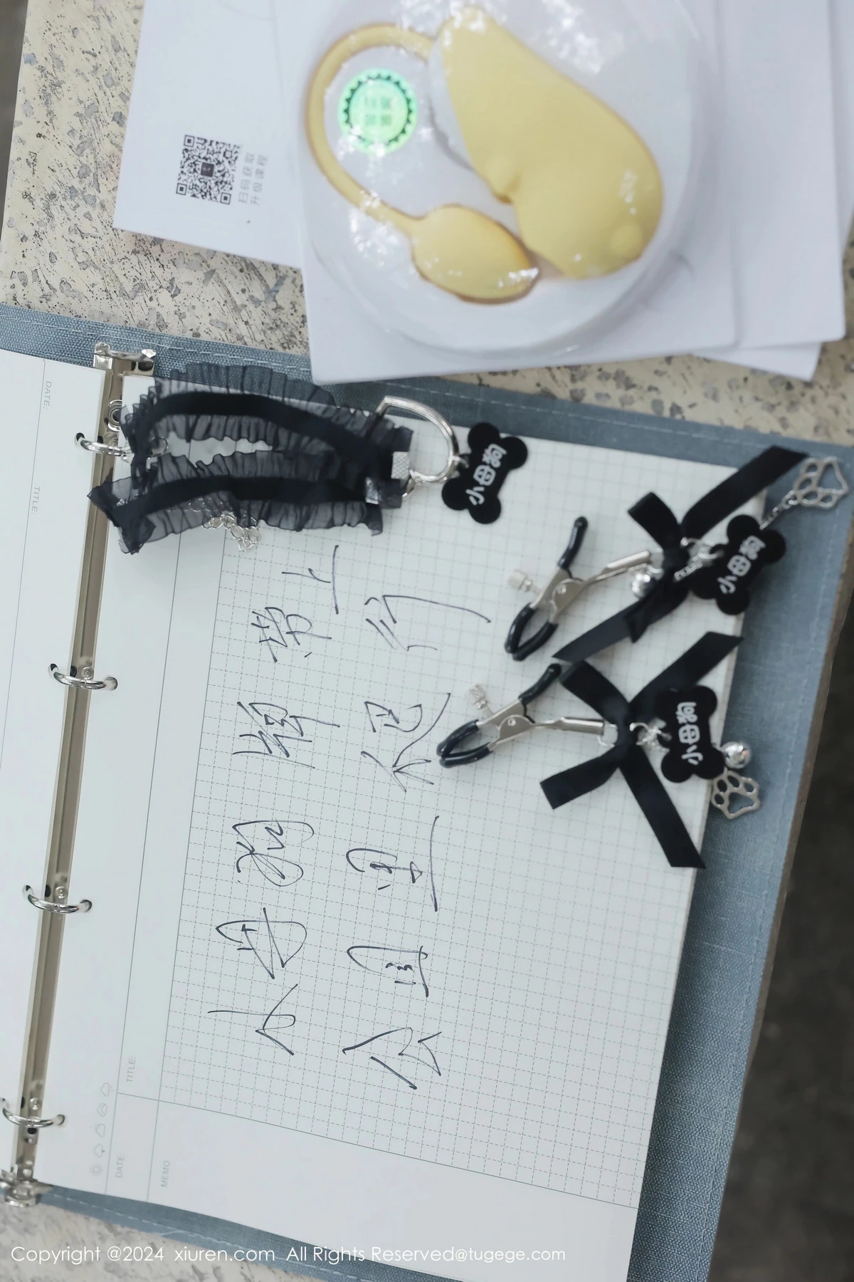 小薯条nienie户外性感学生运动装露超薄肉丝撩人绝美写真 第 54 张