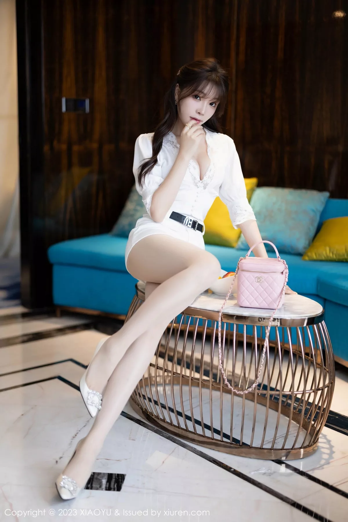 徐莉芝性感连衣短裙+银白色高叉连体衣秀曼妙身姿绝美写真 第 10 张