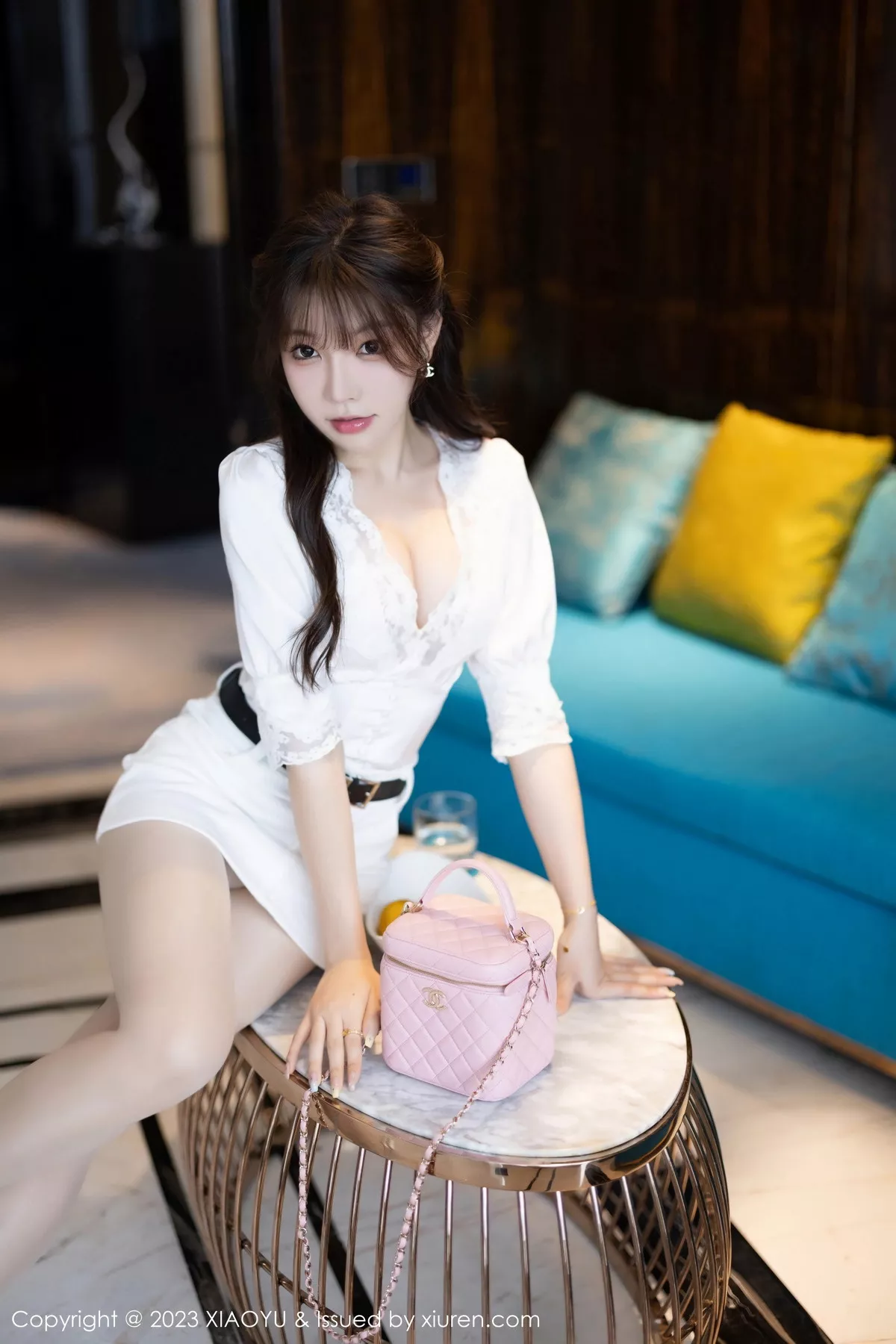 徐莉芝性感连衣短裙+银白色高叉连体衣秀曼妙身姿绝美写真 第 12 张