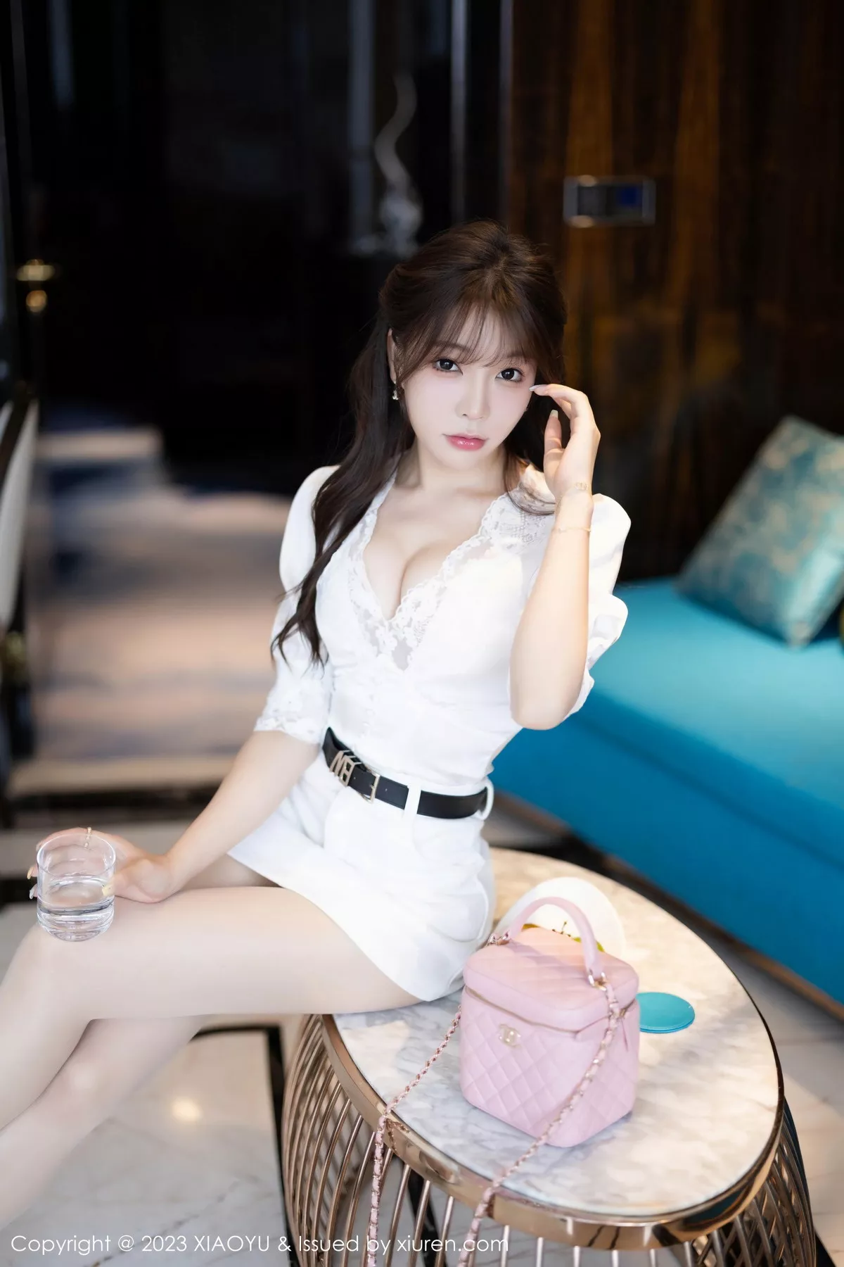 徐莉芝性感连衣短裙+银白色高叉连体衣秀曼妙身姿绝美写真 第 14 张