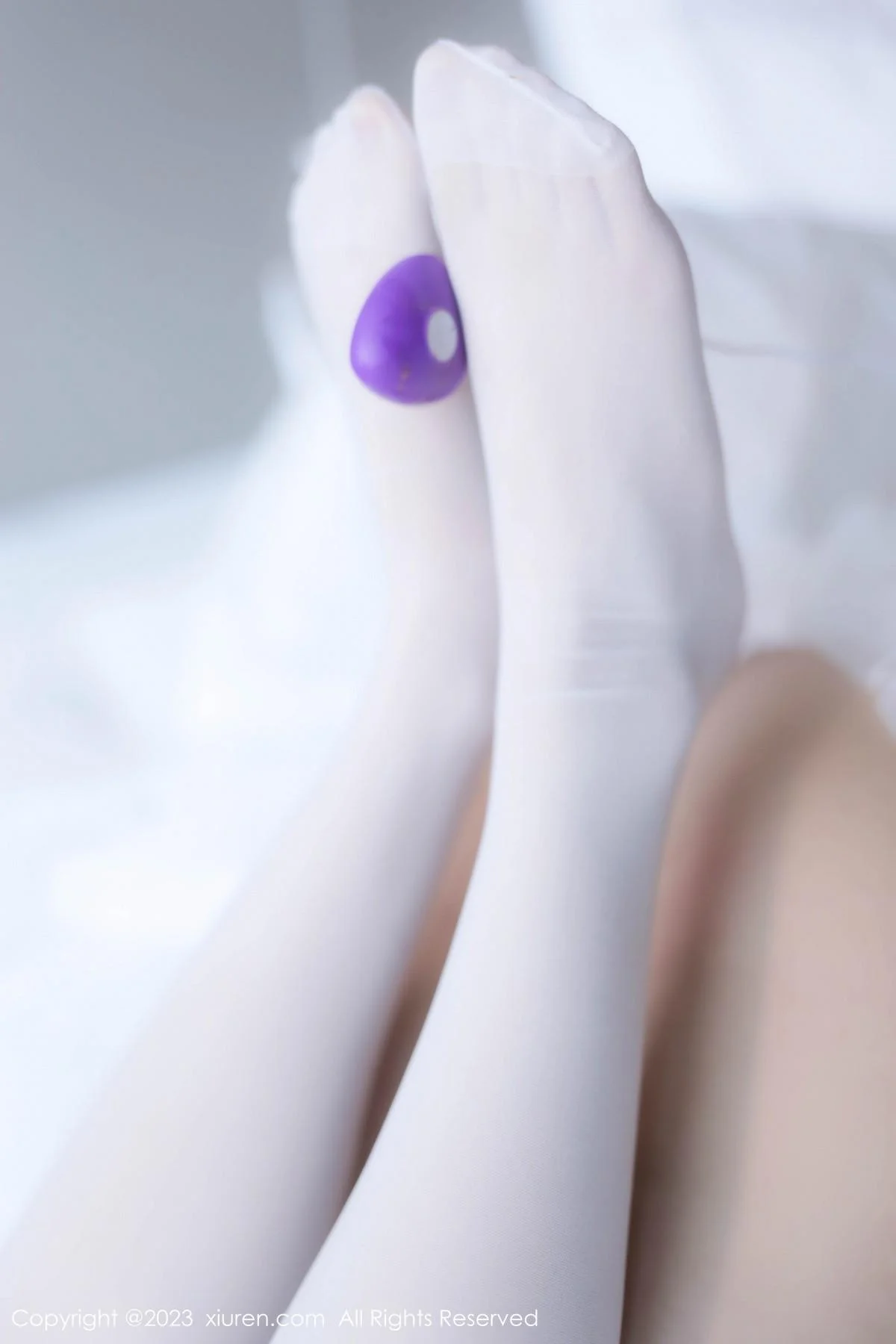 幼幼性感白色情趣婚纱服饰配白色丝袜秀完美身材绝美写真 第 66 张