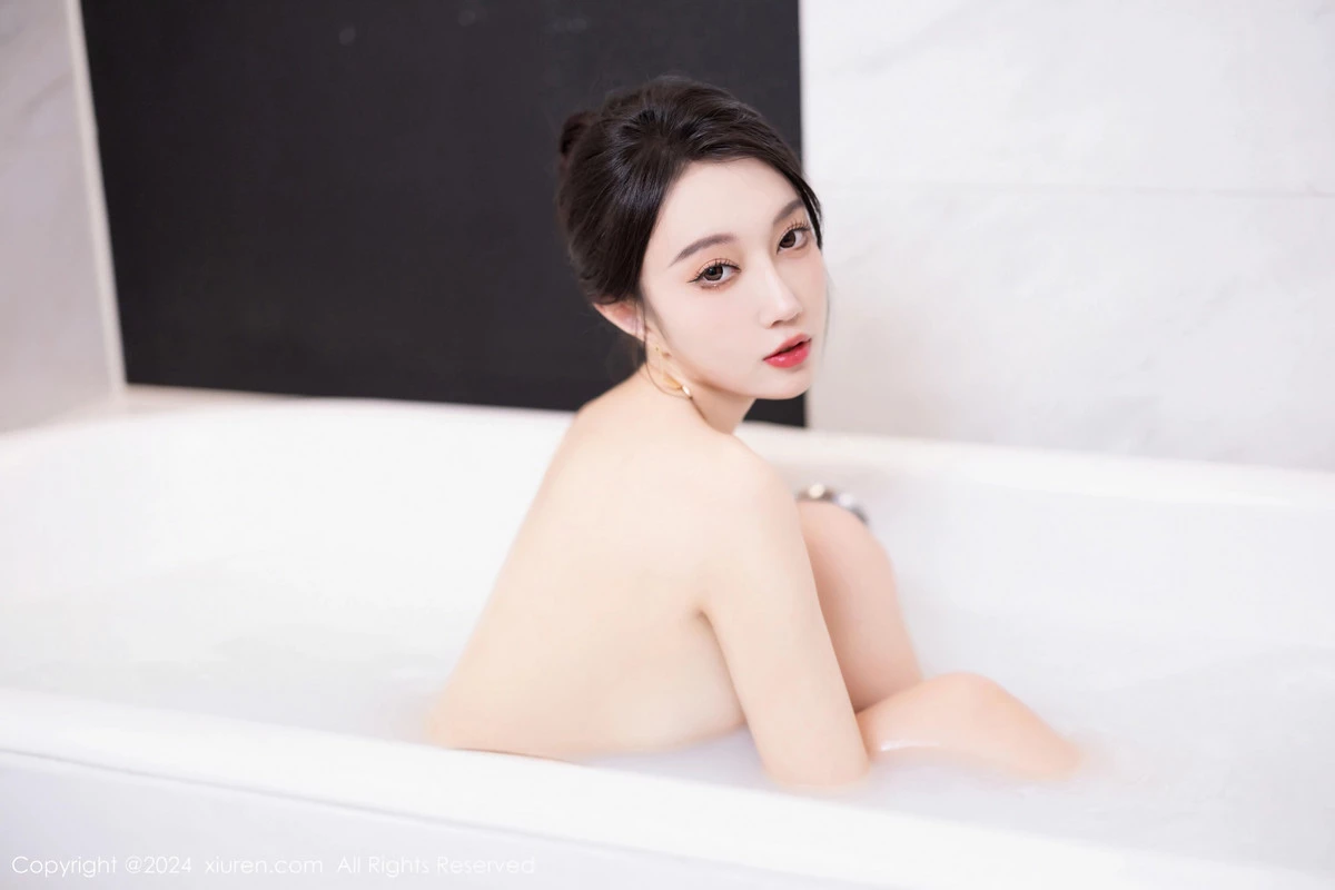 玥儿玥浴室场景性感红色旗袍配开档黑丝秀曼妙身姿绝美写真 第 68 张