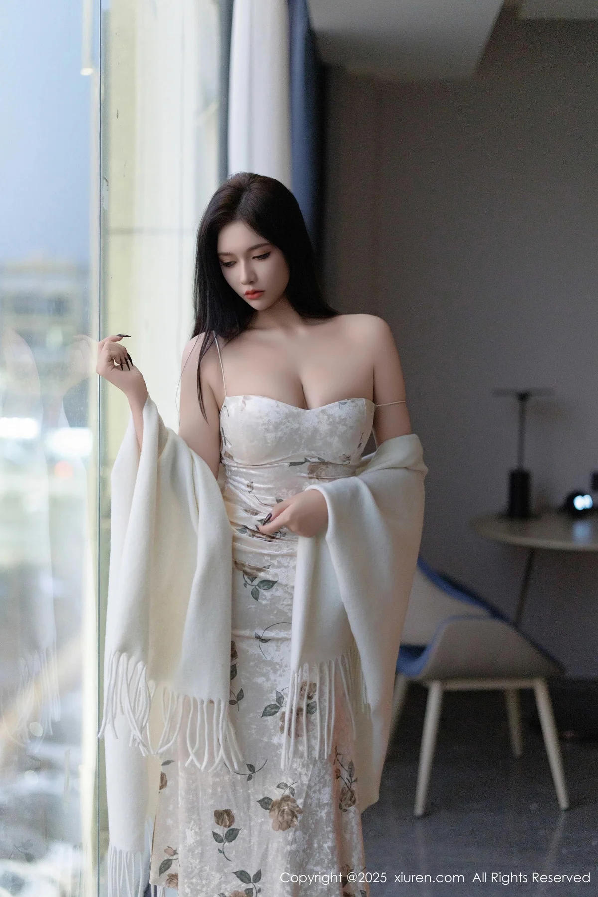 娜比脱连衣短裙露性感蓝色内衣配超薄肉丝秀凹凸身材绝美写真 第 57 张