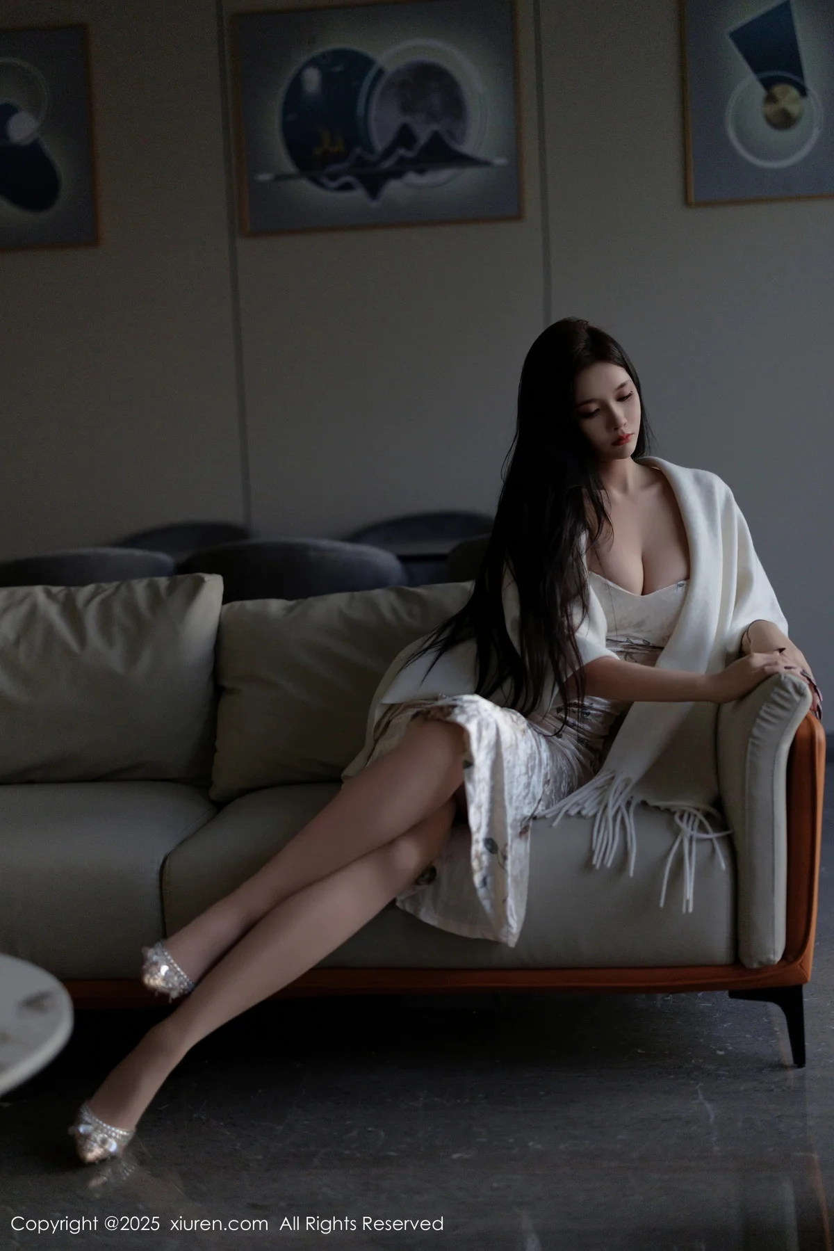 娜比脱连衣短裙露性感蓝色内衣配超薄肉丝秀凹凸身材绝美写真 第 6 张