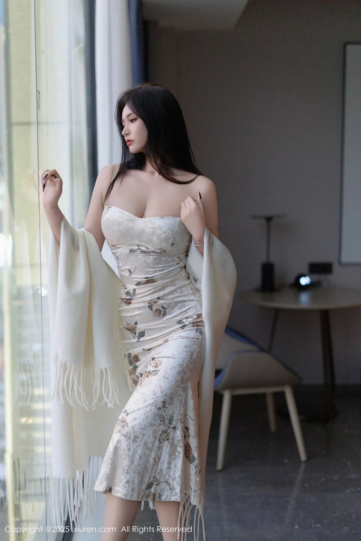 娜比脱连衣短裙露性感蓝色内衣配超薄肉丝秀凹凸身材绝美写真 第 66 张