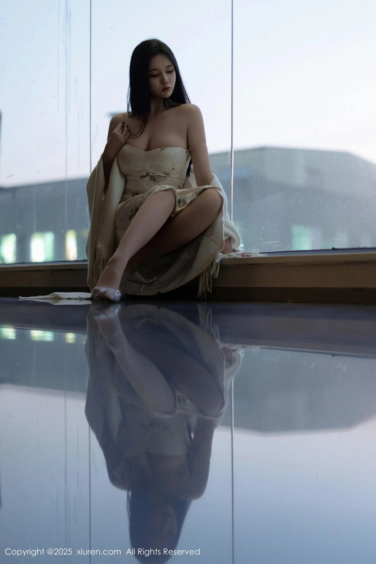 娜比脱连衣短裙露性感蓝色内衣配超薄肉丝秀凹凸身材绝美写真 第 83 张