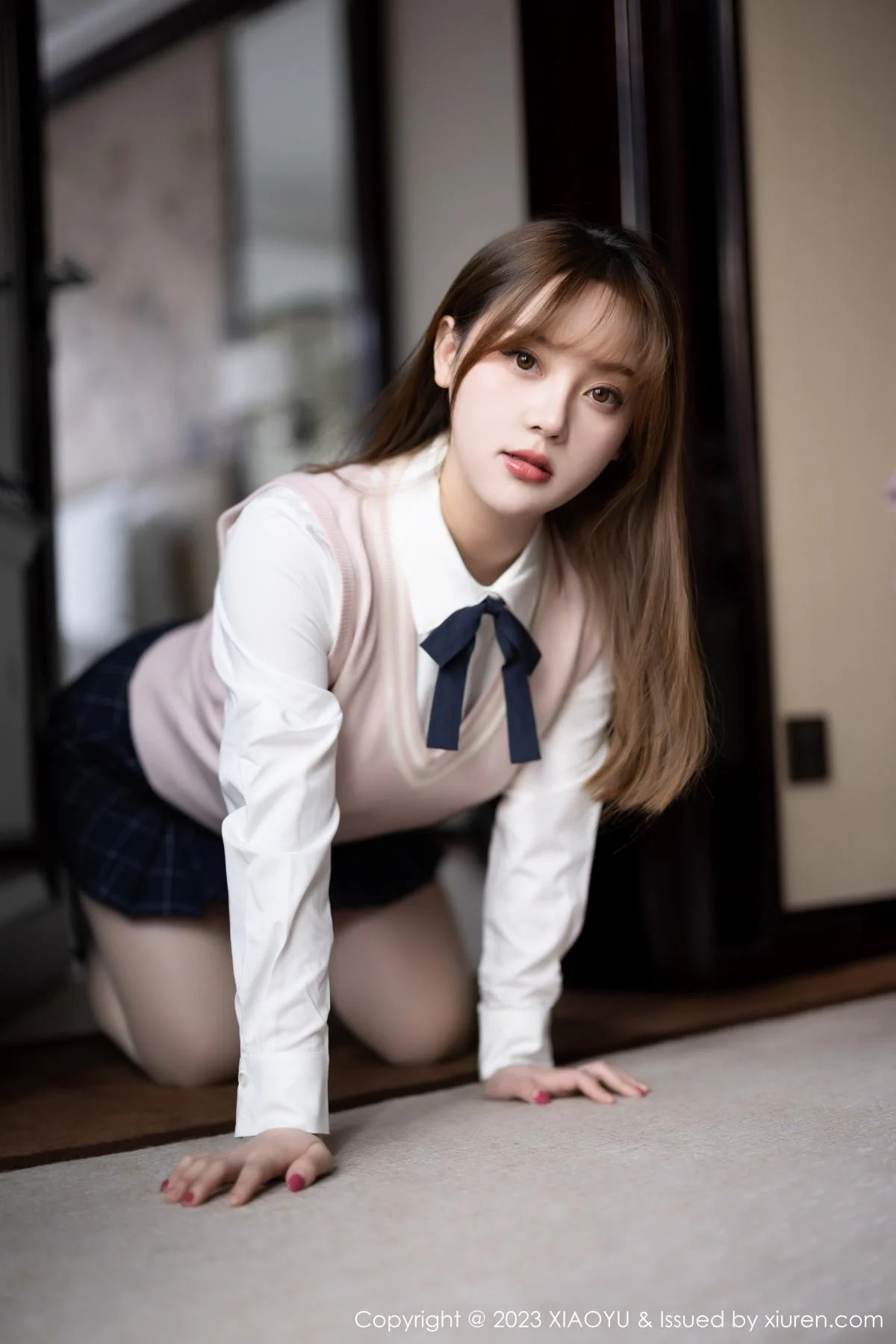 豆瓣酱半脱露性感白T配超薄无内肉丝秀丰满身材绝美写真 第 56 张