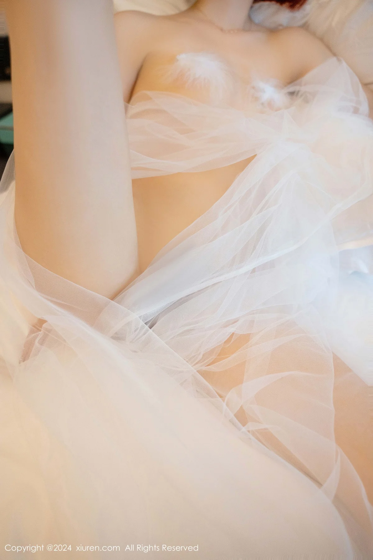 白芷yy私房性感透明白纱露白色情趣内衣秀火辣身材绝美写真 第 52 张