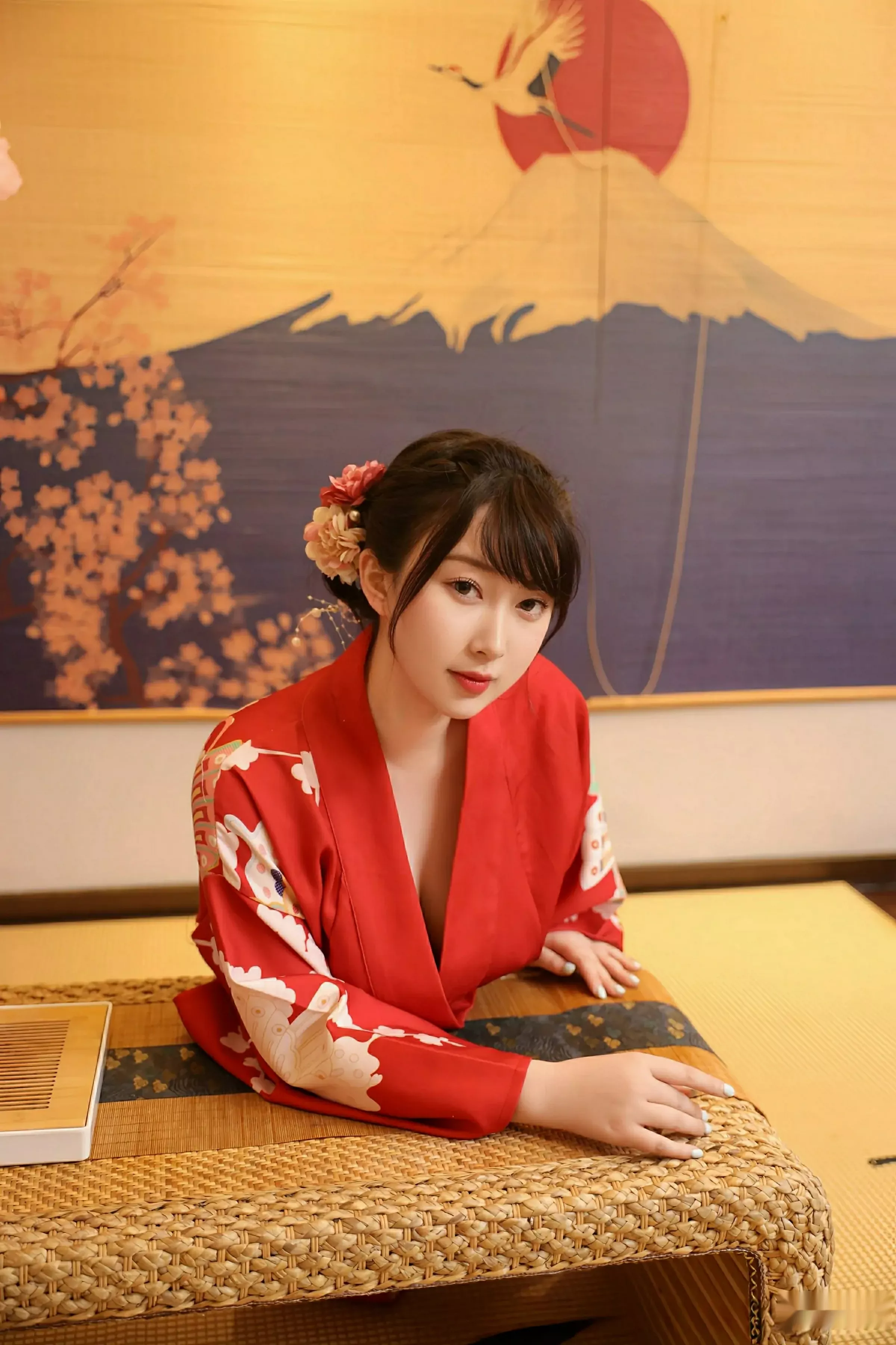 李沁恩lrene性感日系风红色服饰半脱秀丰腴身材惹火绝美写真 第 24 张