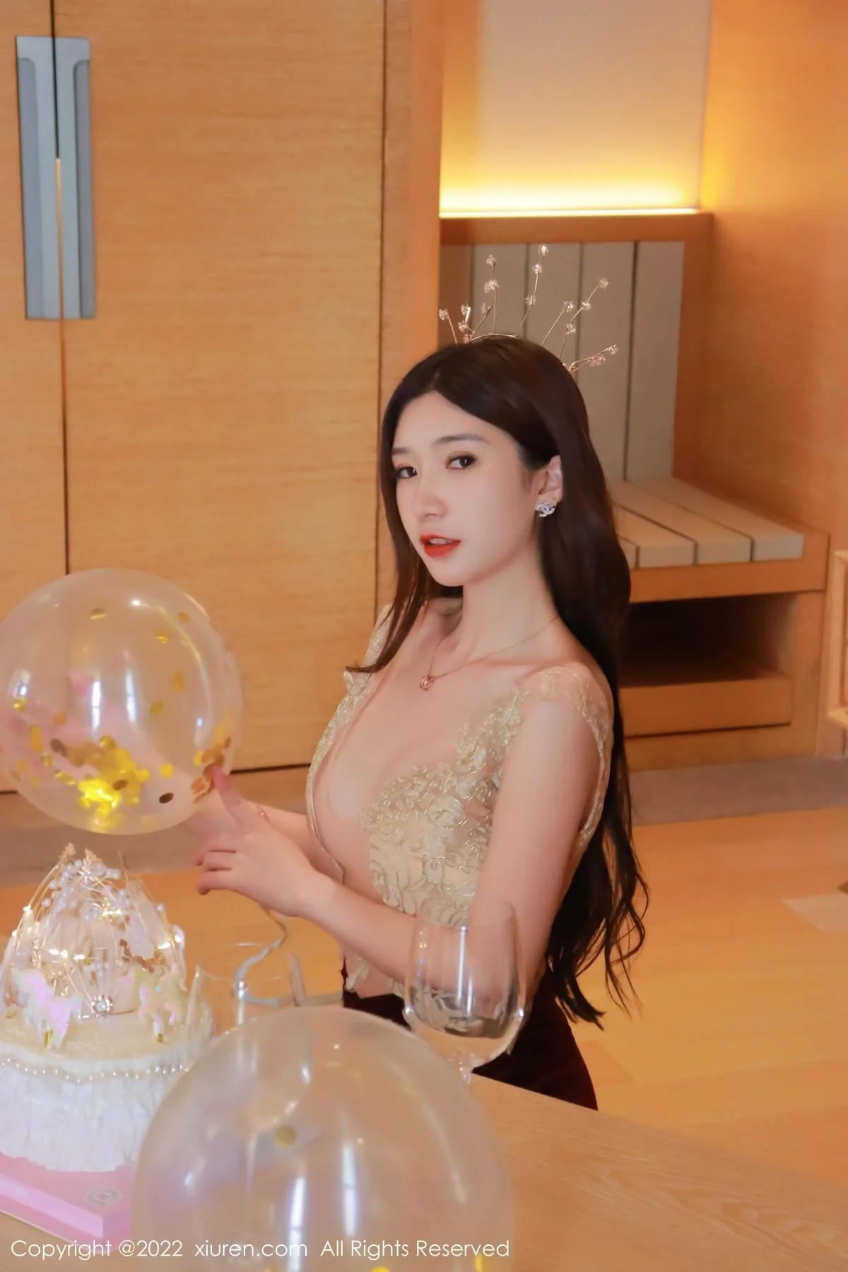 就是阿朱啊黑色轻透上衣配黑皮裙露情趣内衣惹火绝美写真 第 2 张