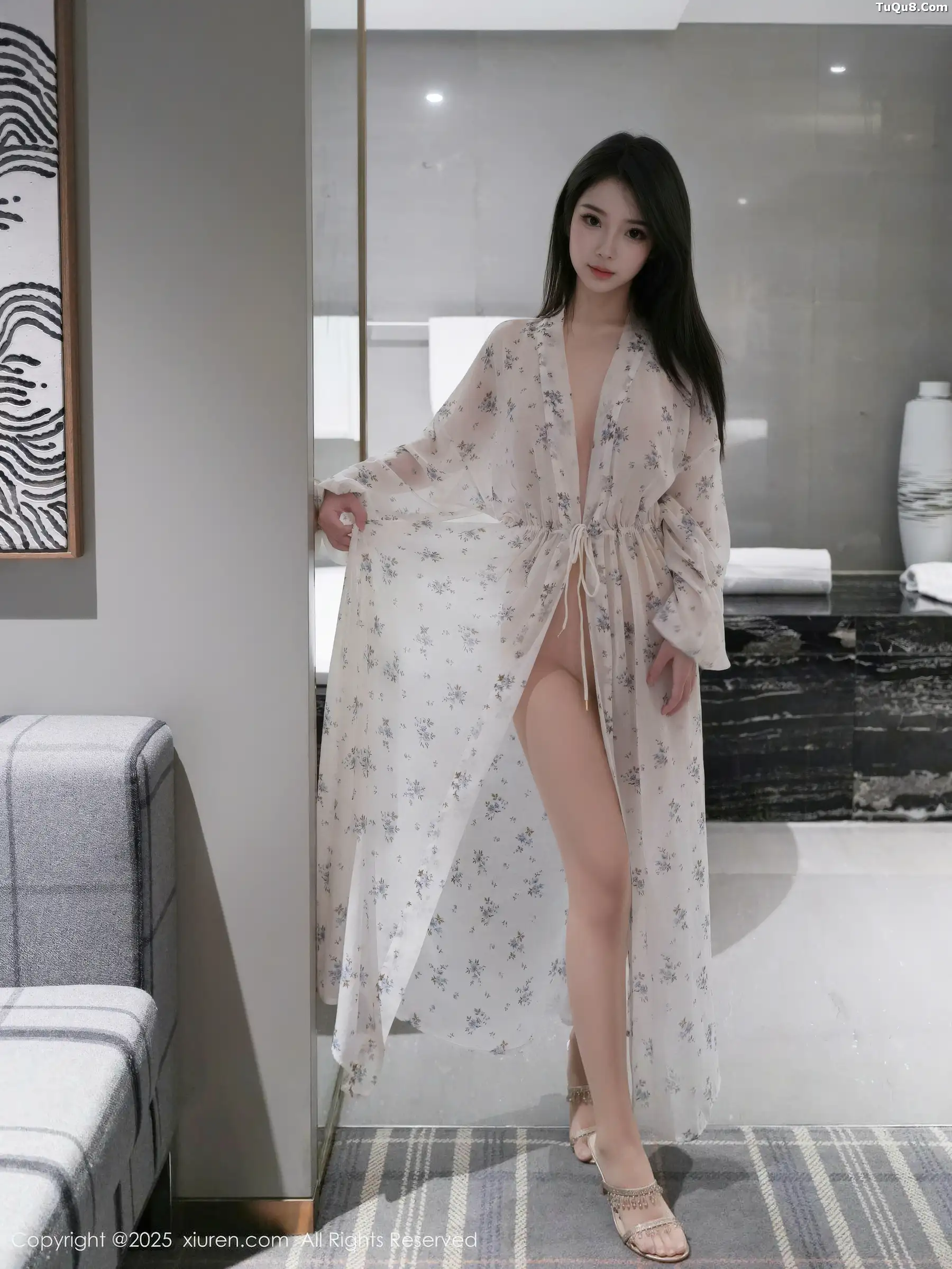 烧烧小桃蓝色连衣短裙+白色碎花连衣裙秀曼妙身材绝美写真 第 46 张