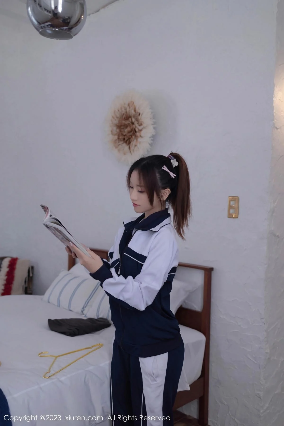 杏子Yada脱普蓝色学妹制服露白色内衣秀曼妙身姿绝美写真 第 11 张