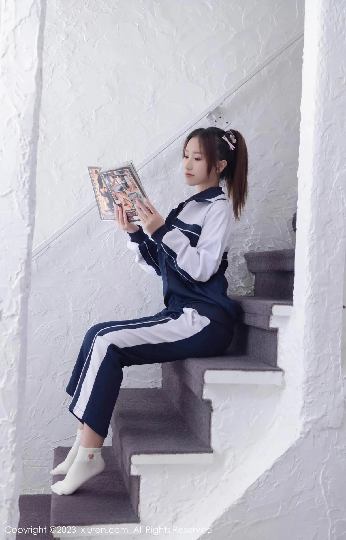 杏子Yada脱普蓝色学妹制服露白色内衣秀曼妙身姿绝美写真 第 13 张