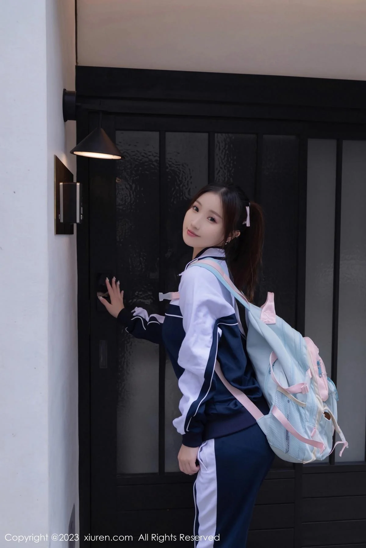 杏子Yada脱普蓝色学妹制服露白色内衣秀曼妙身姿绝美写真 第 4 张