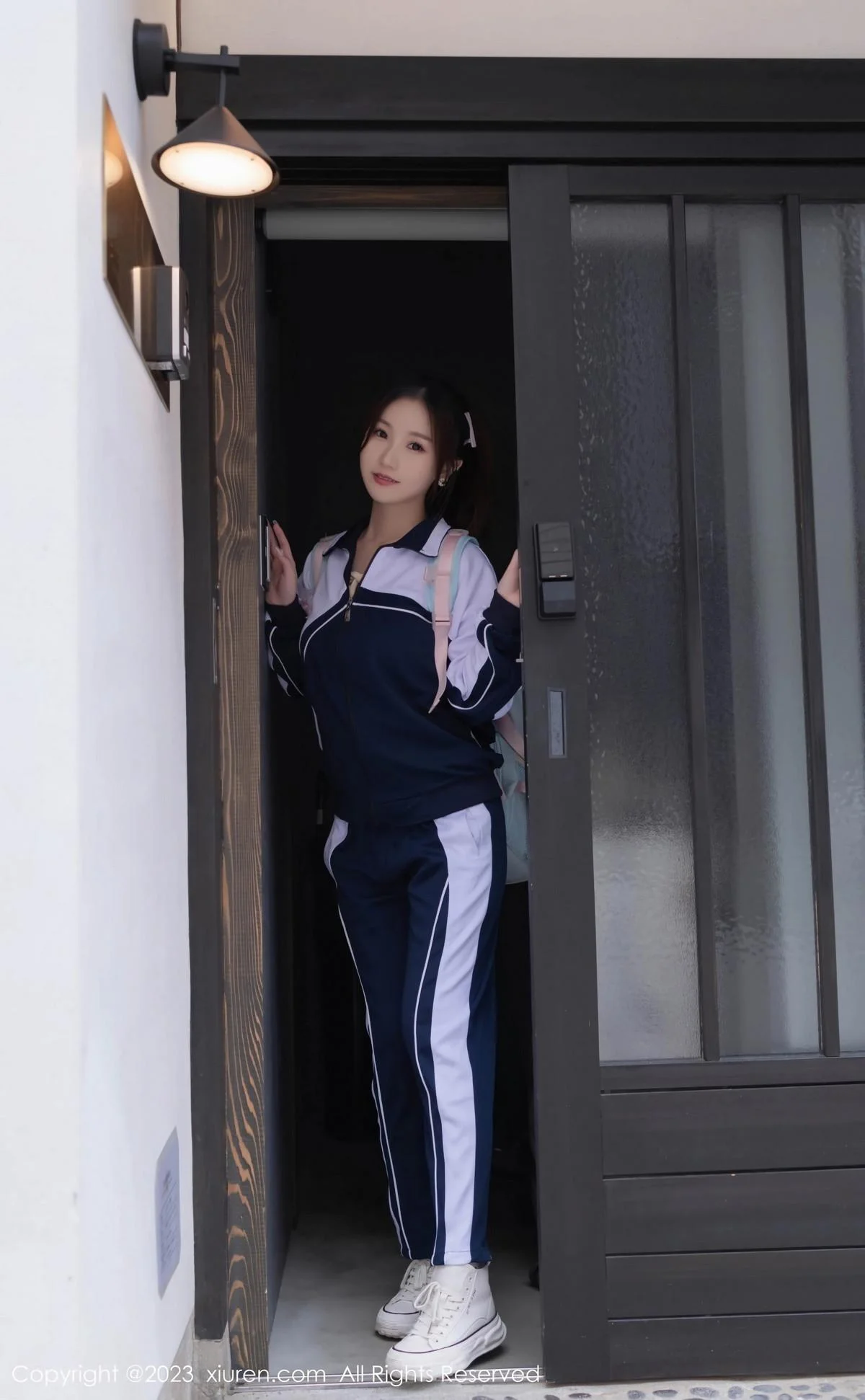 杏子Yada脱普蓝色学妹制服露白色内衣秀曼妙身姿绝美写真 第 6 张
