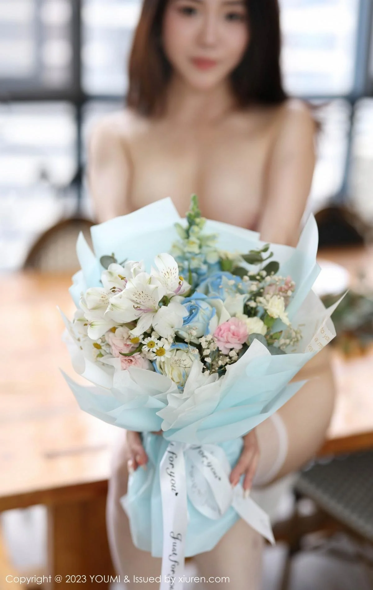 严利娅Yuliya性感白色蕾丝情趣服饰配白丝袜秀美腿绝美写真 第 136 张