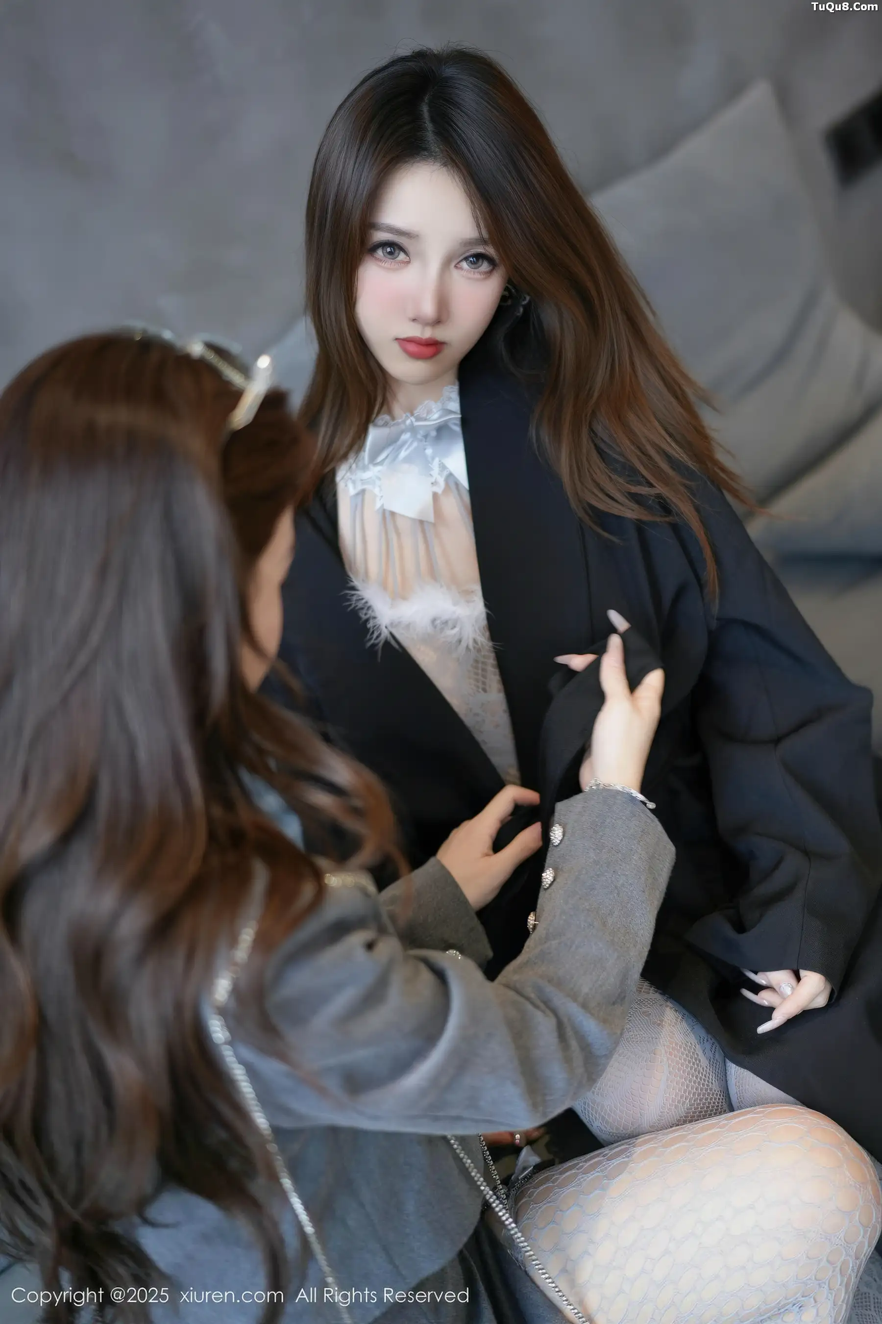 合集Twins-桃桃@Twins-夭夭性感紫色情趣内衣撩人绝美写真 第 15 张