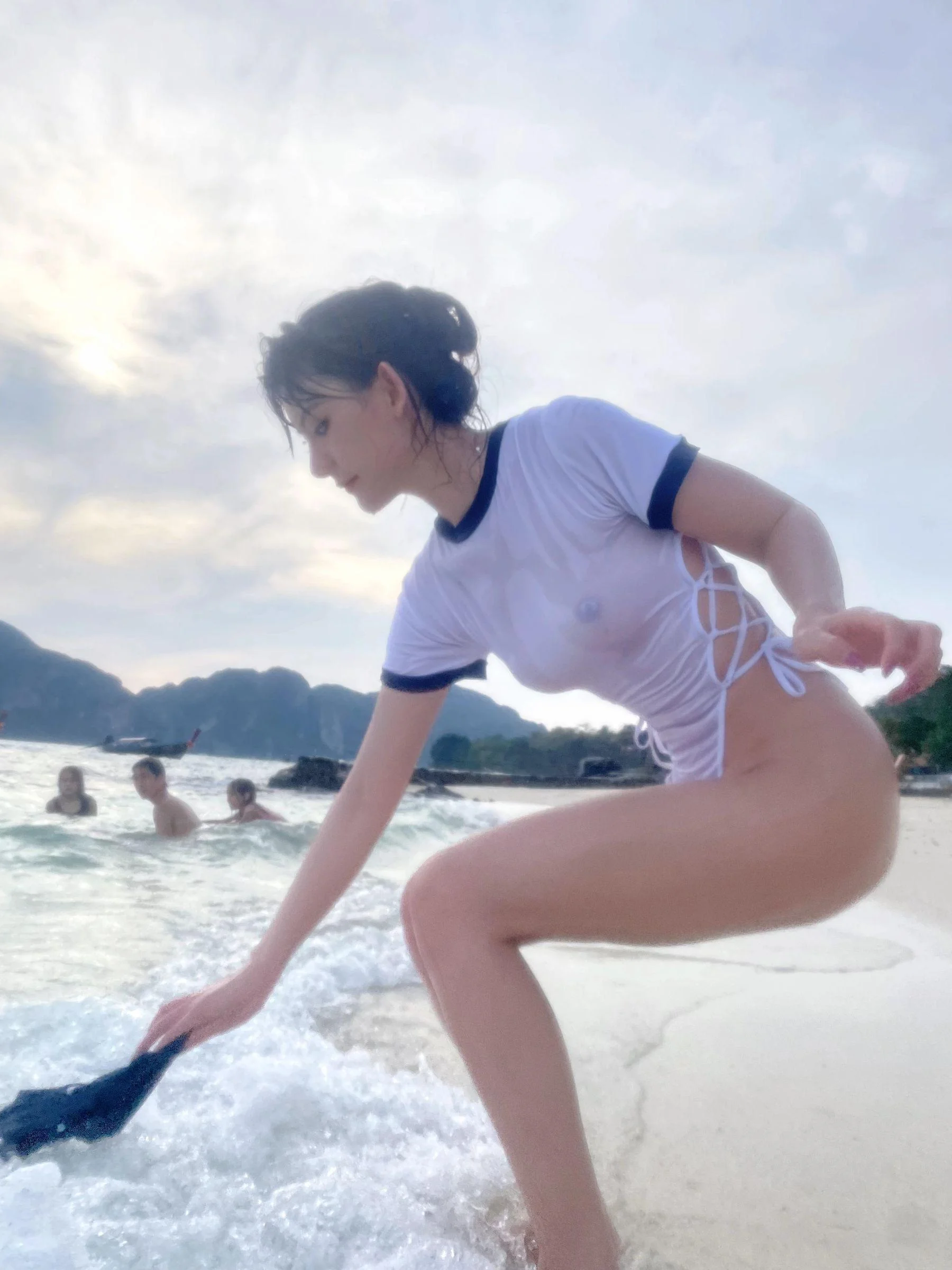[秀人付费] 就是阿朱啊 诱人私拍福利 海岛透视 第 50 张