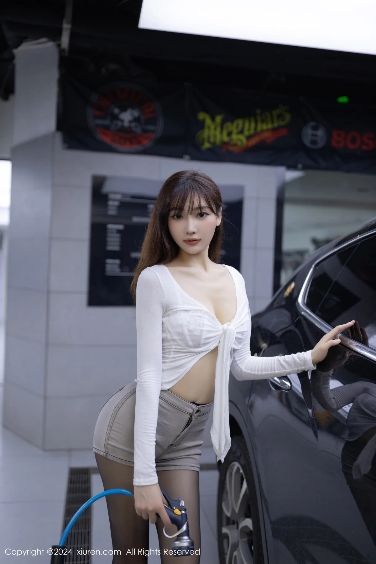 陆萱萱性感白色情趣内衣配超薄黑丝秀曼妙身姿撩人绝美写真 第 2 张