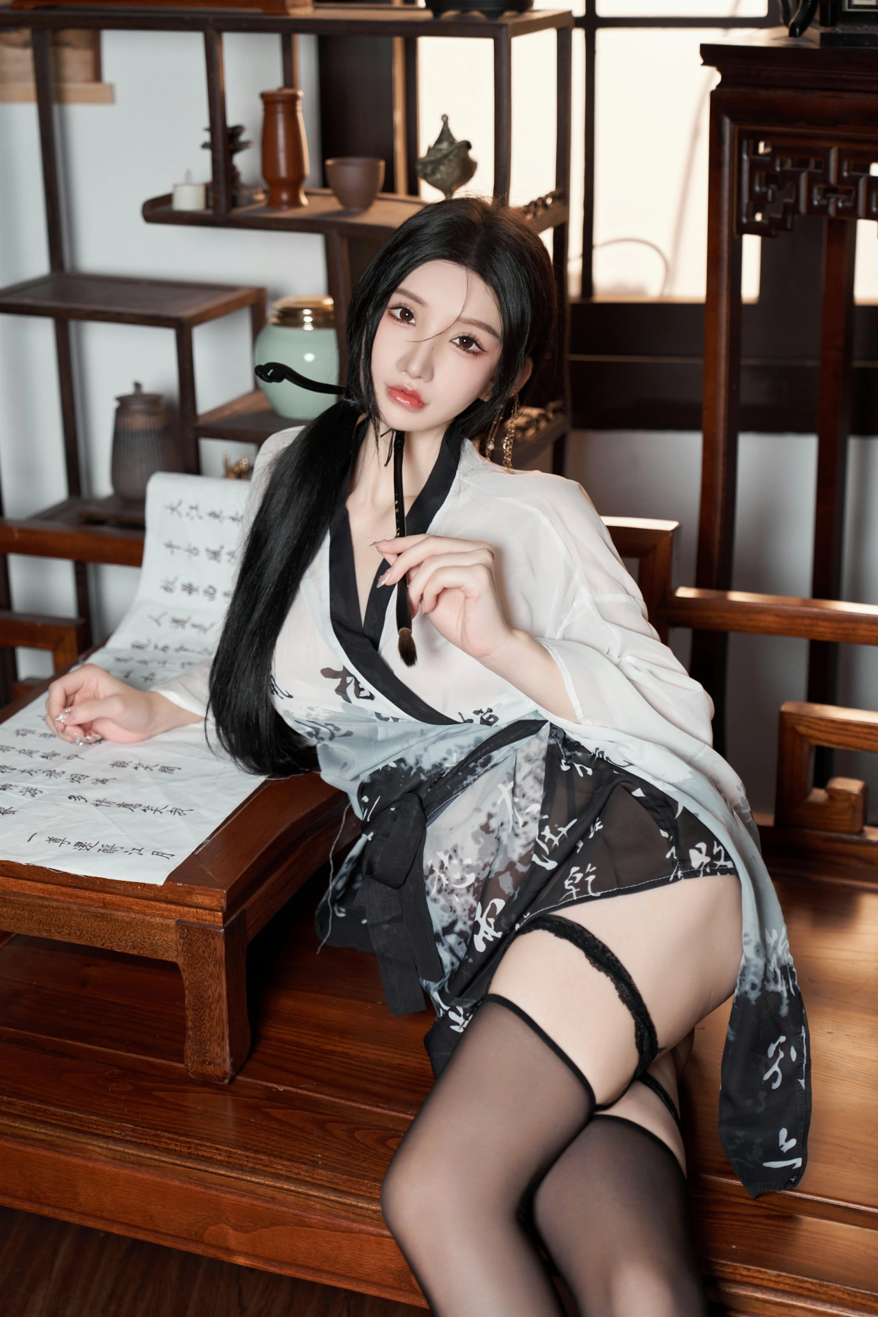 [秀人付费] 周于希Sally 诱人私拍福利 铃铛血滴子 第 17 张