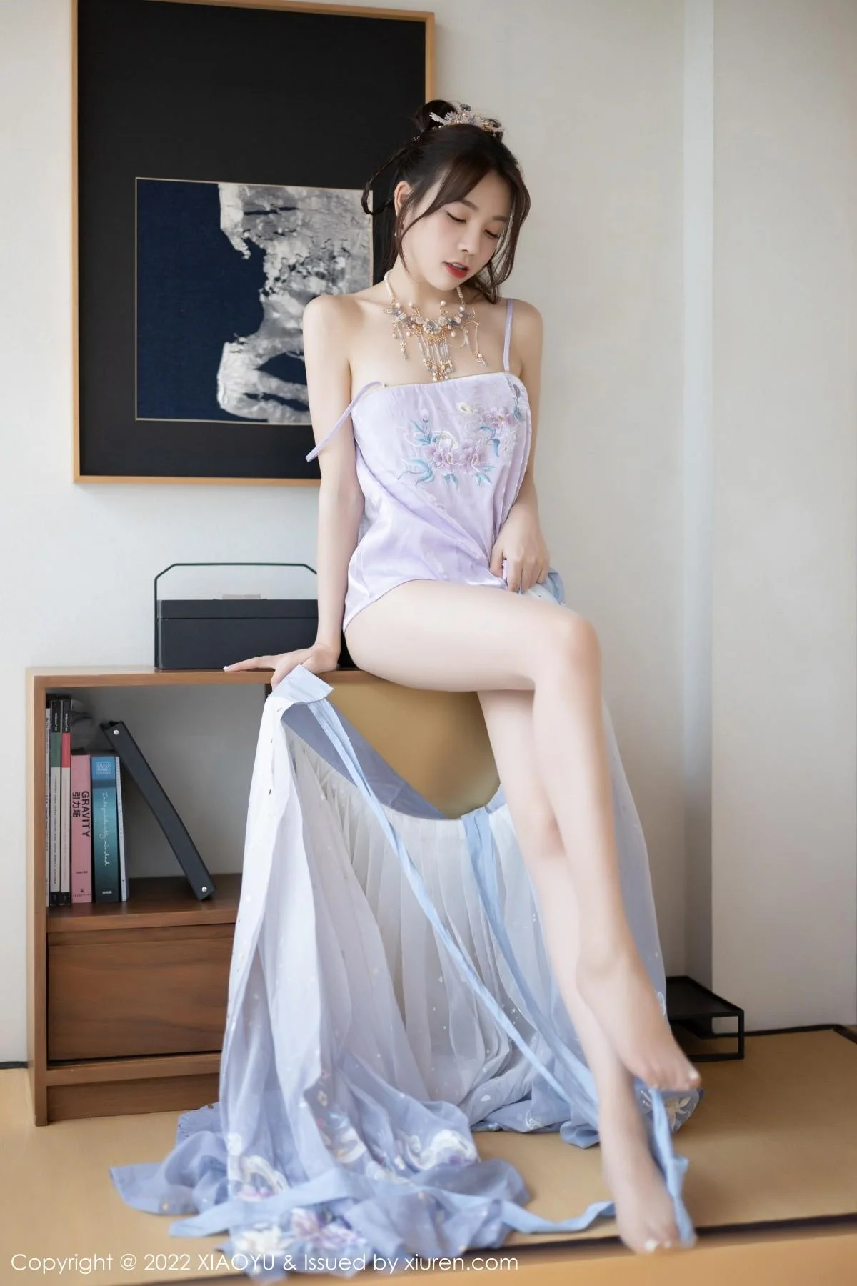 徐莉芝Booty杭州旅拍浅紫色古装服配超薄无内肉丝绝美写真 第 100 张
