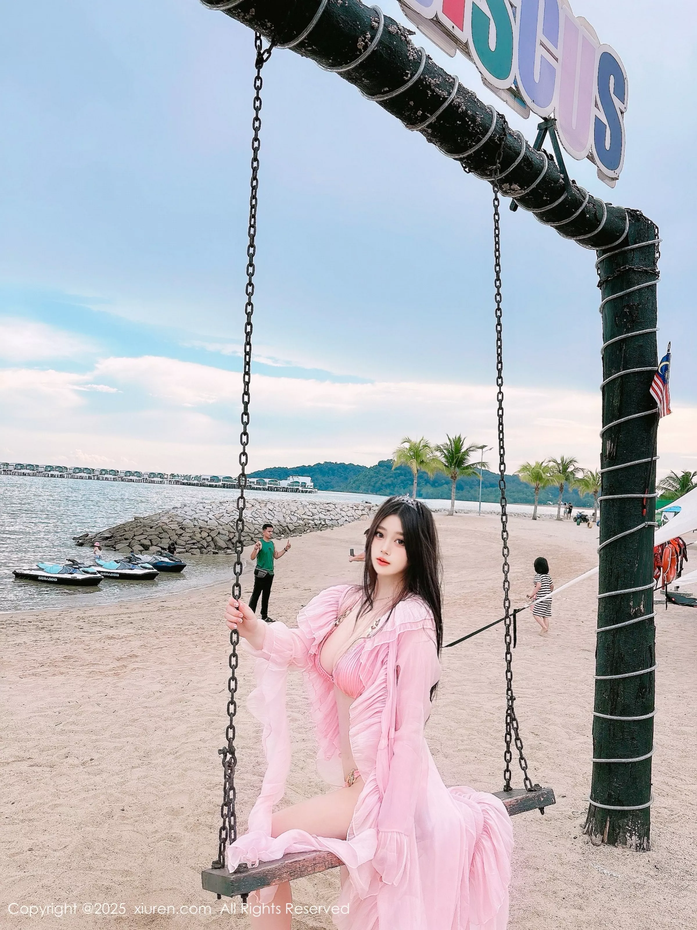 蛋蛋宝性感粉色薄纱服饰露粉色比基尼秀丰腴身材绝美写真 第 124 张