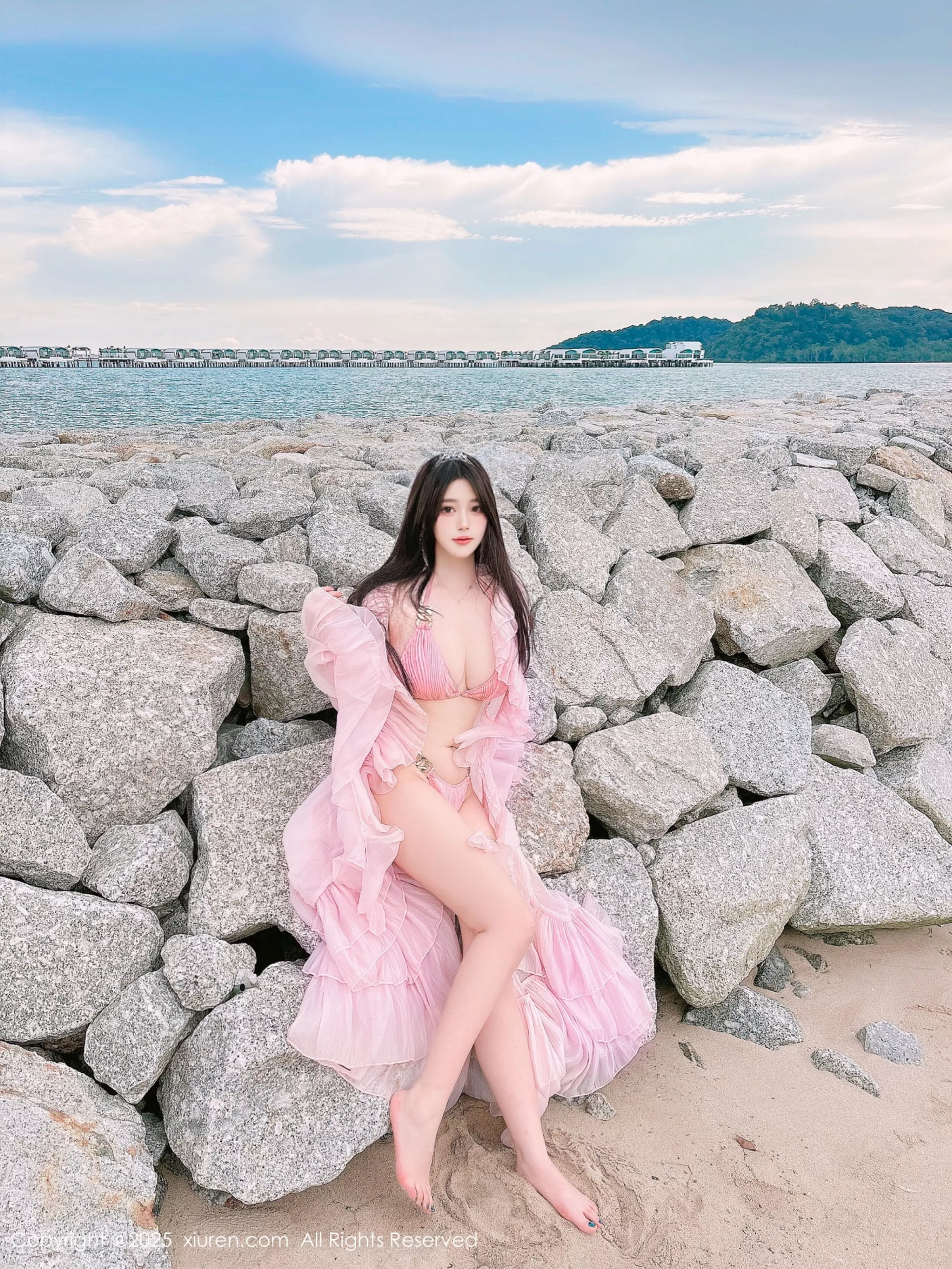 蛋蛋宝性感粉色薄纱服饰露粉色比基尼秀丰腴身材绝美写真 第 125 张