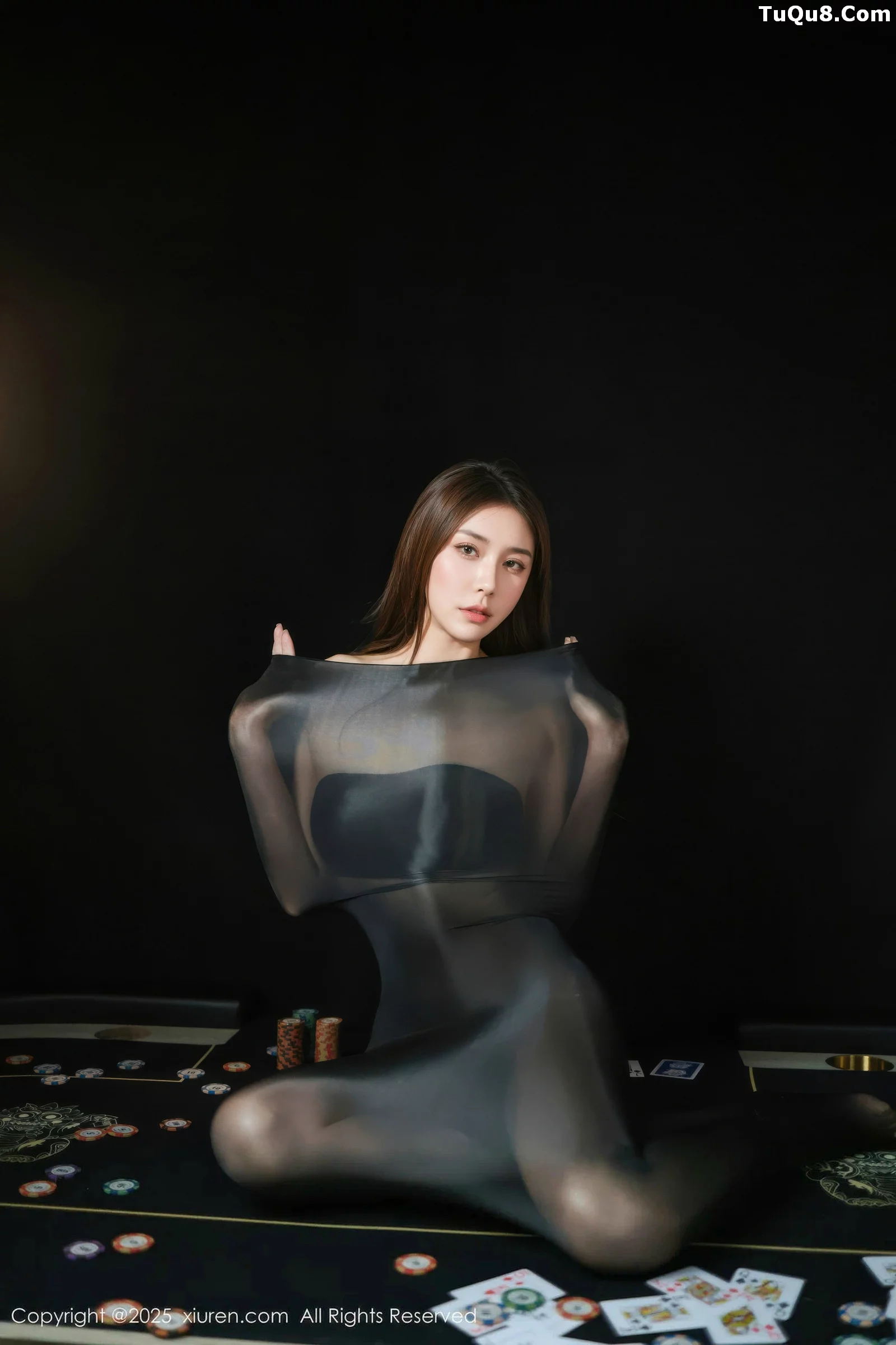 悦兮性感黑色薄透连体丝袜露黑色内衣秀曼妙身姿绝美写真 第 2 张