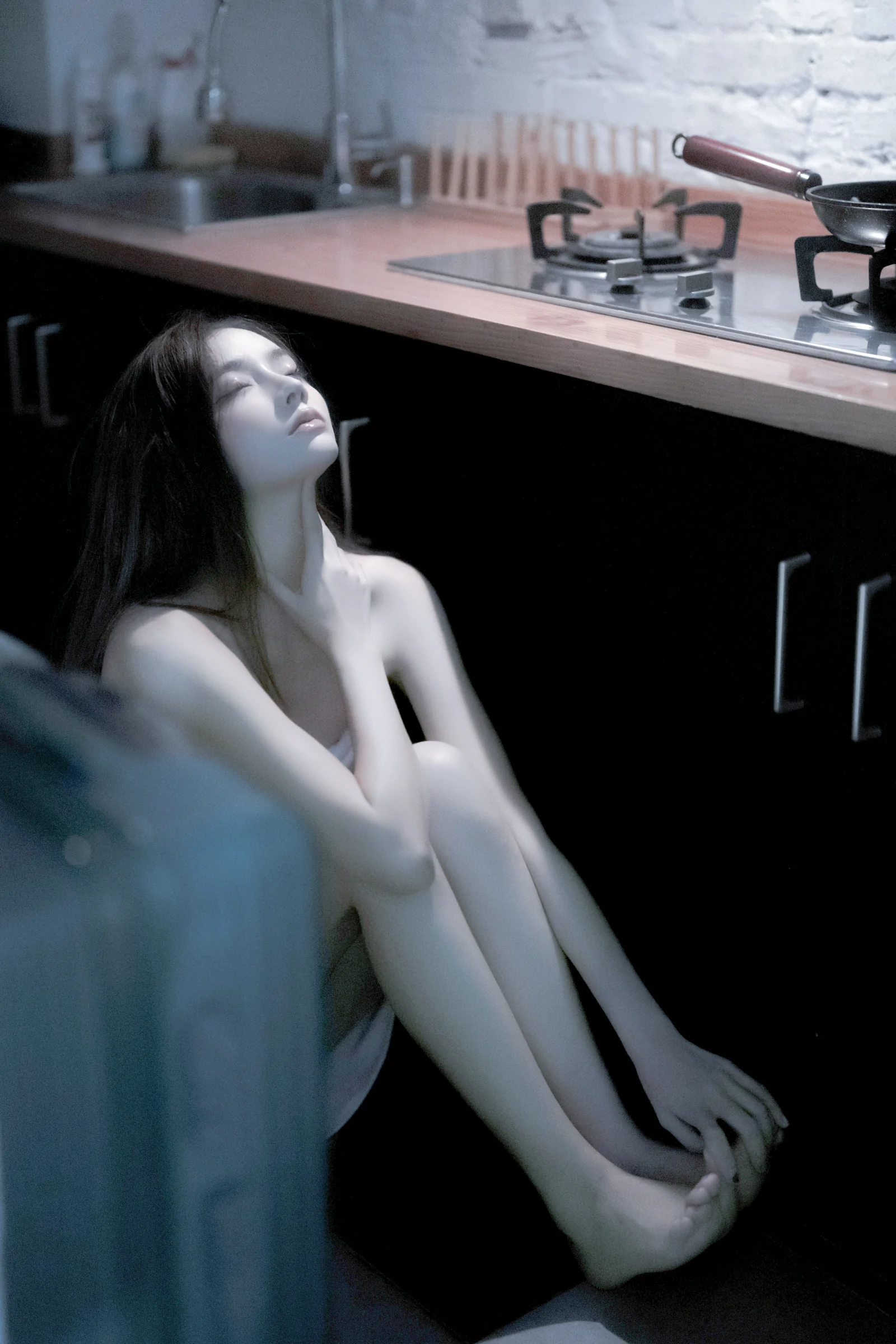 [秀人付费] 加朵babe 诱人私拍福利 私家厨房 第 81 张
