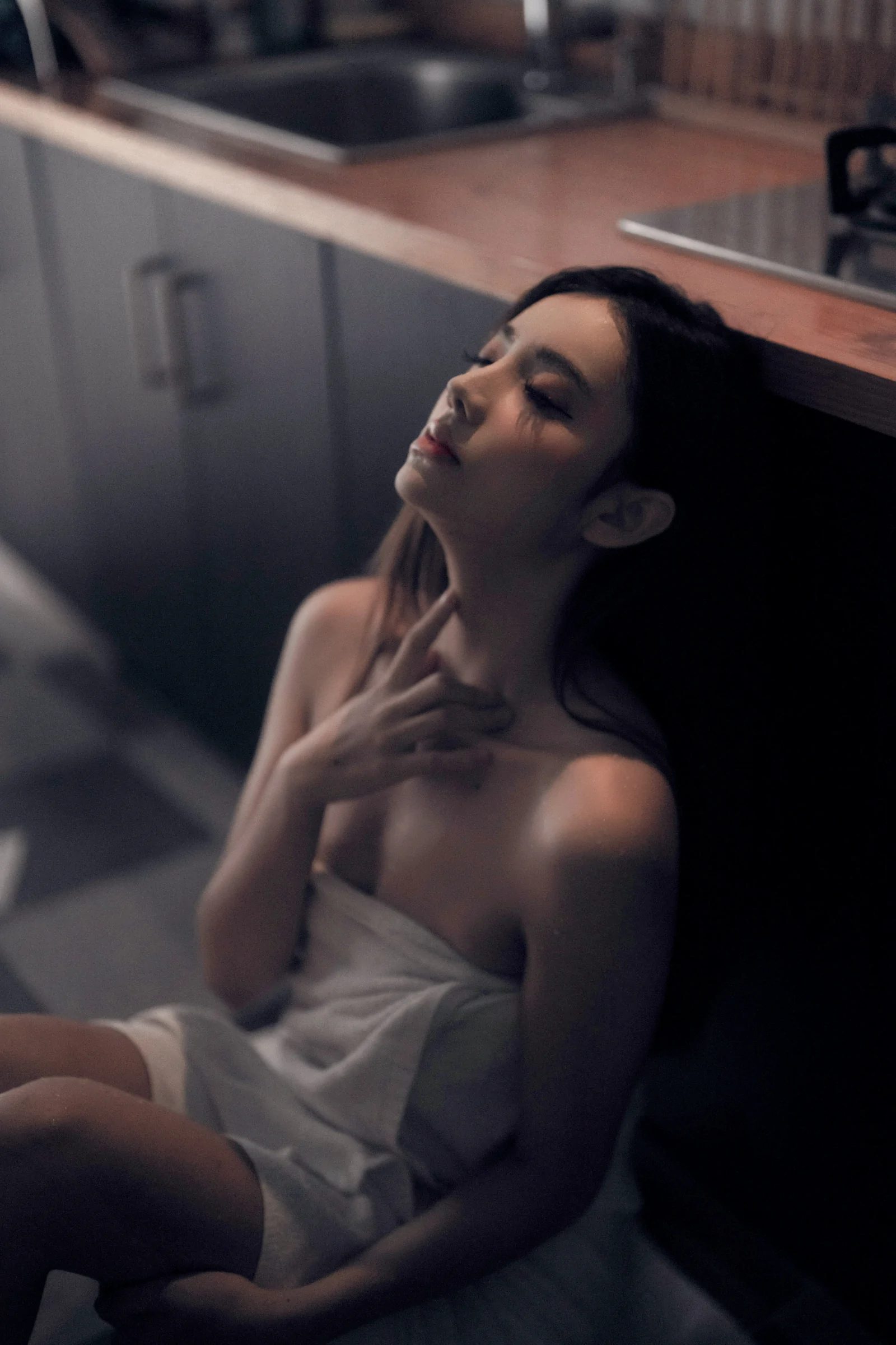 [秀人付费] 加朵babe 诱人私拍福利 私家厨房 第 88 张