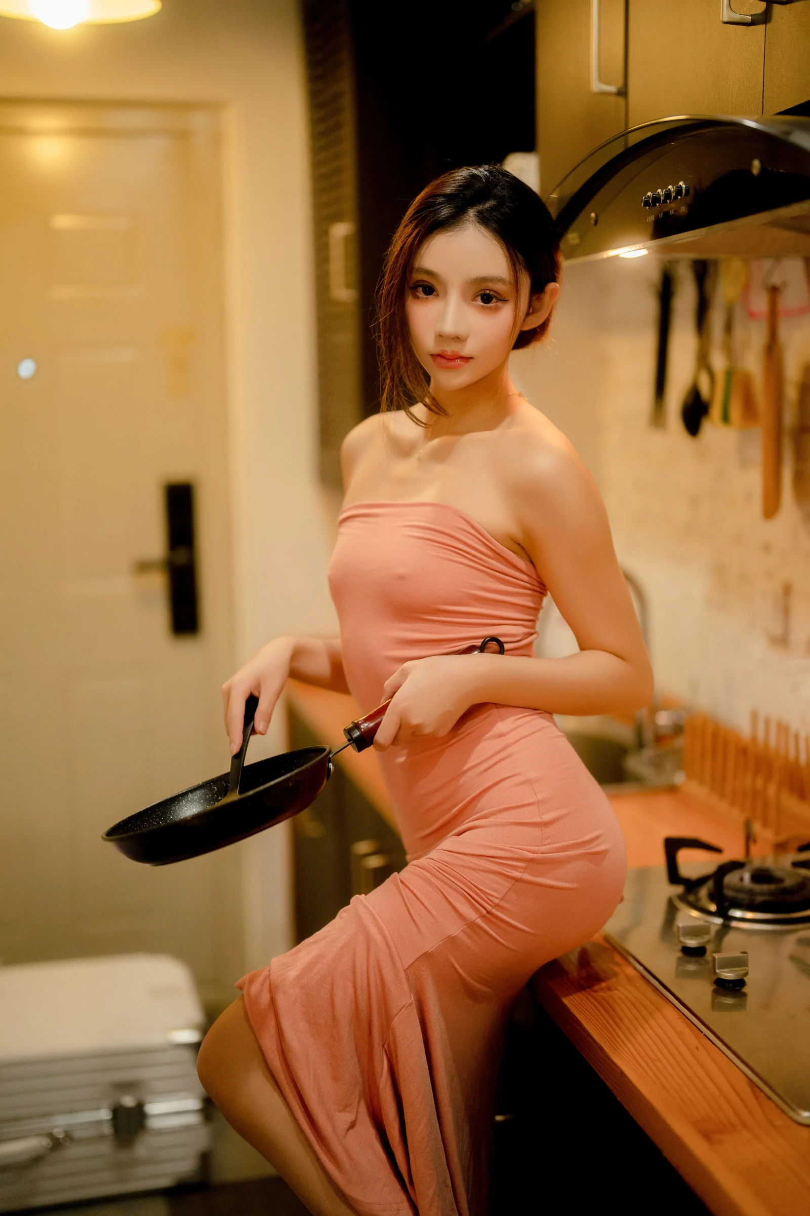 [秀人付费] 加朵babe 诱人私拍福利 私家厨房 第 9 张