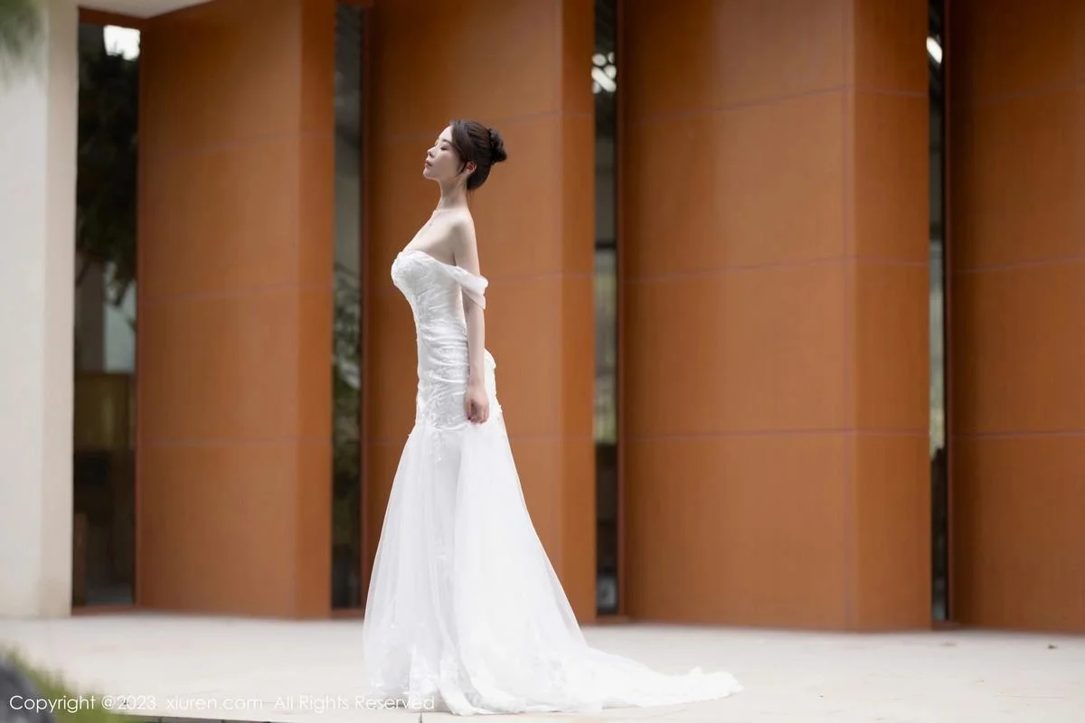 梦心玥安吉旅拍性感白色婚纱服饰半脱秀曼妙身姿绝美写真 第 17 张