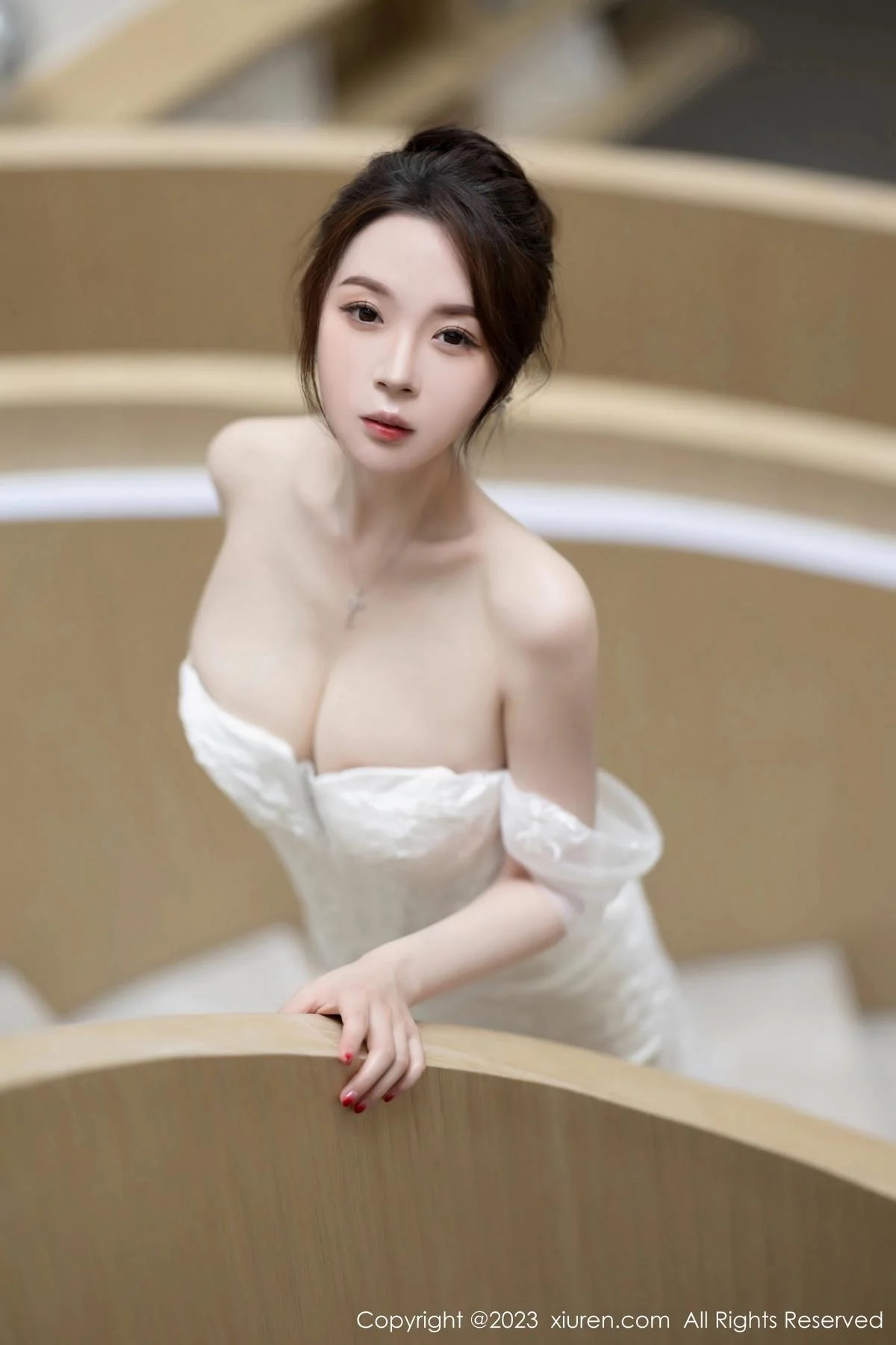 梦心玥安吉旅拍性感白色婚纱服饰半脱秀曼妙身姿绝美写真 第 21 张