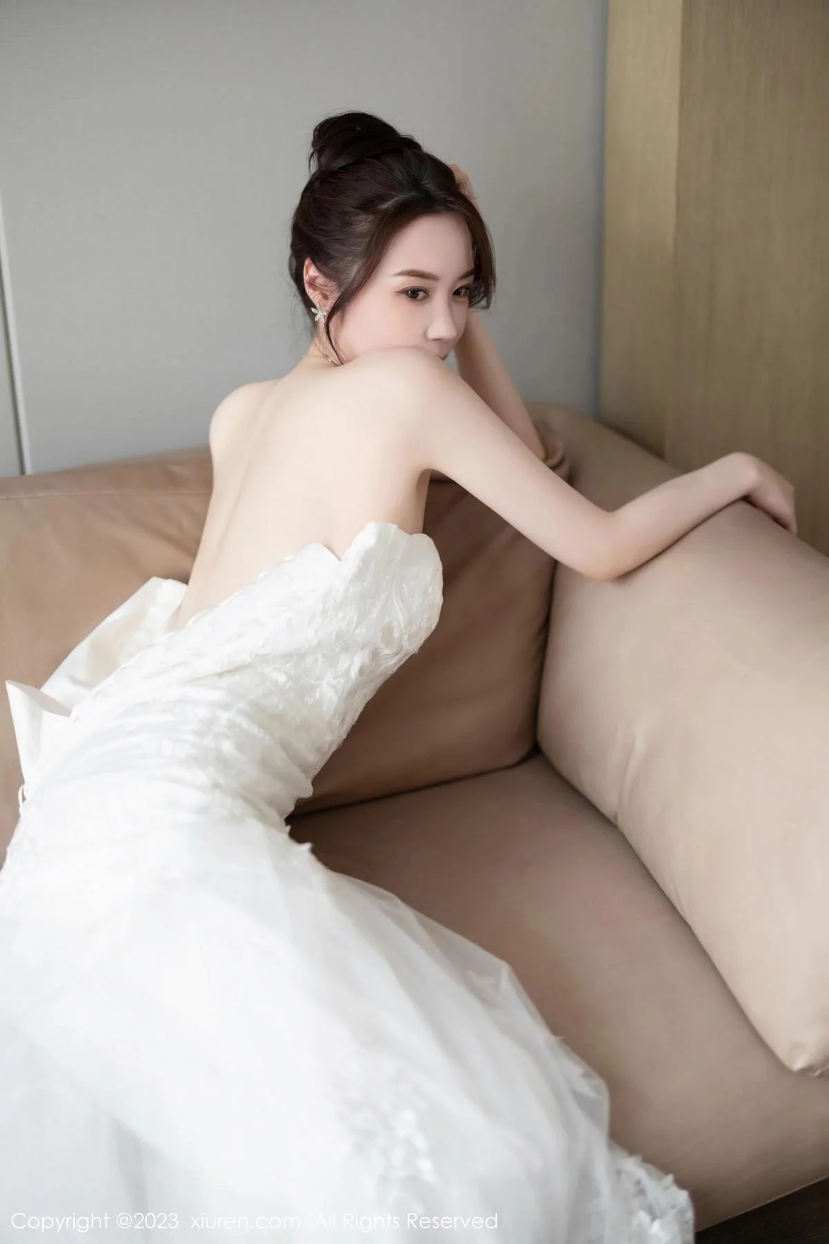 梦心玥安吉旅拍性感白色婚纱服饰半脱秀曼妙身姿绝美写真 第 33 张