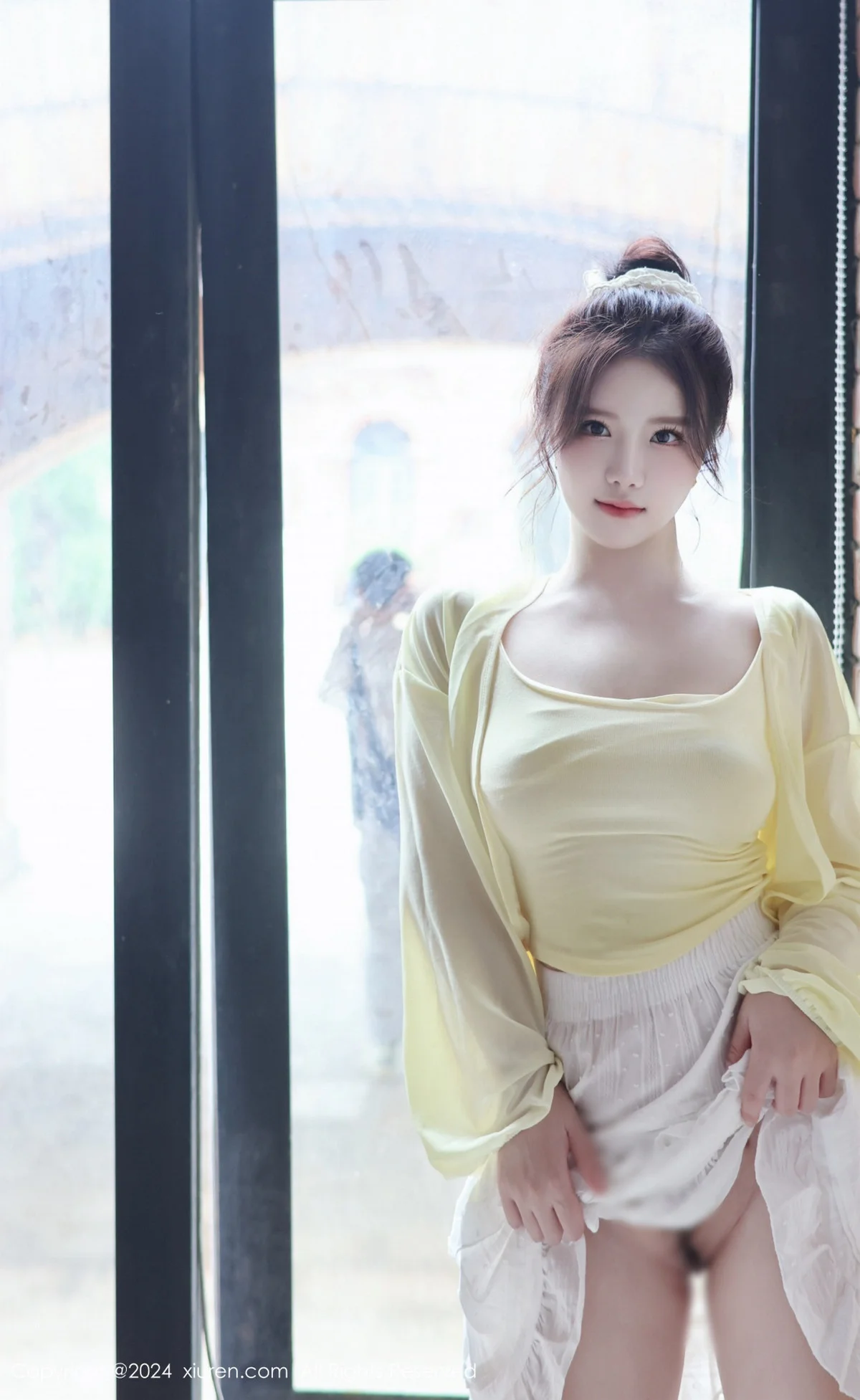 小薯条nienie性感黄色上衣配白色短裙秀曼妙身姿迷人写真 第 175 张