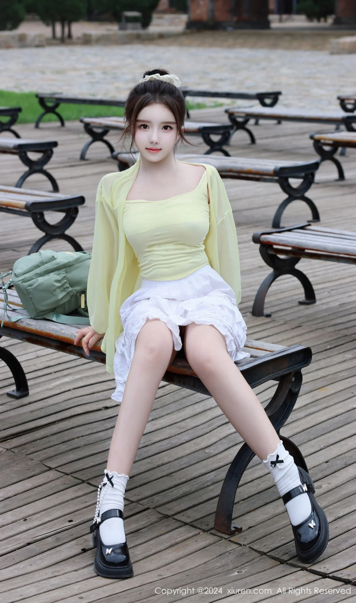 小薯条nienie性感黄色上衣配白色短裙秀曼妙身姿迷人写真 第 71 张