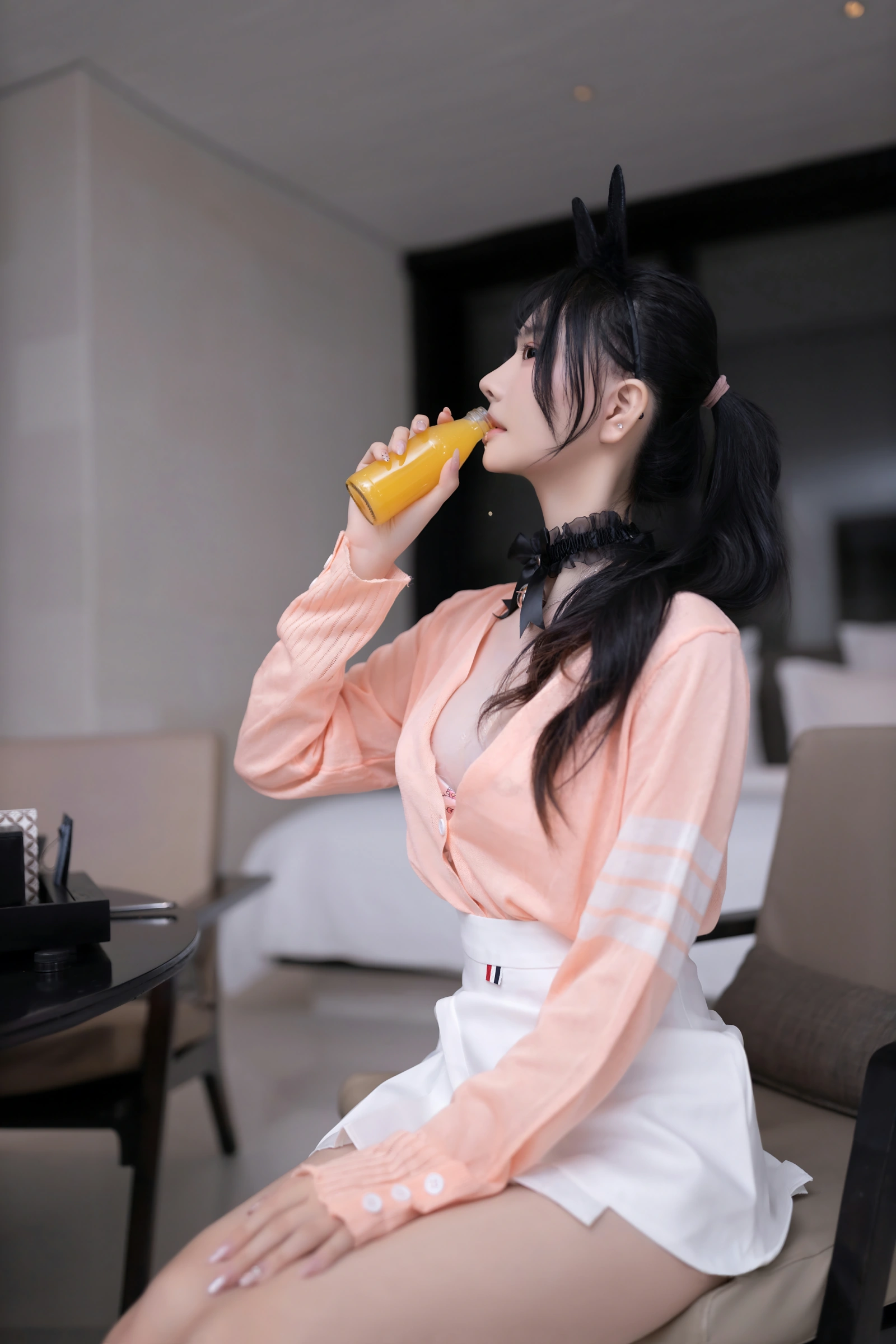 [秀人付费] 谢小蒽 诱人私拍福利 学妹上门 第 84 张