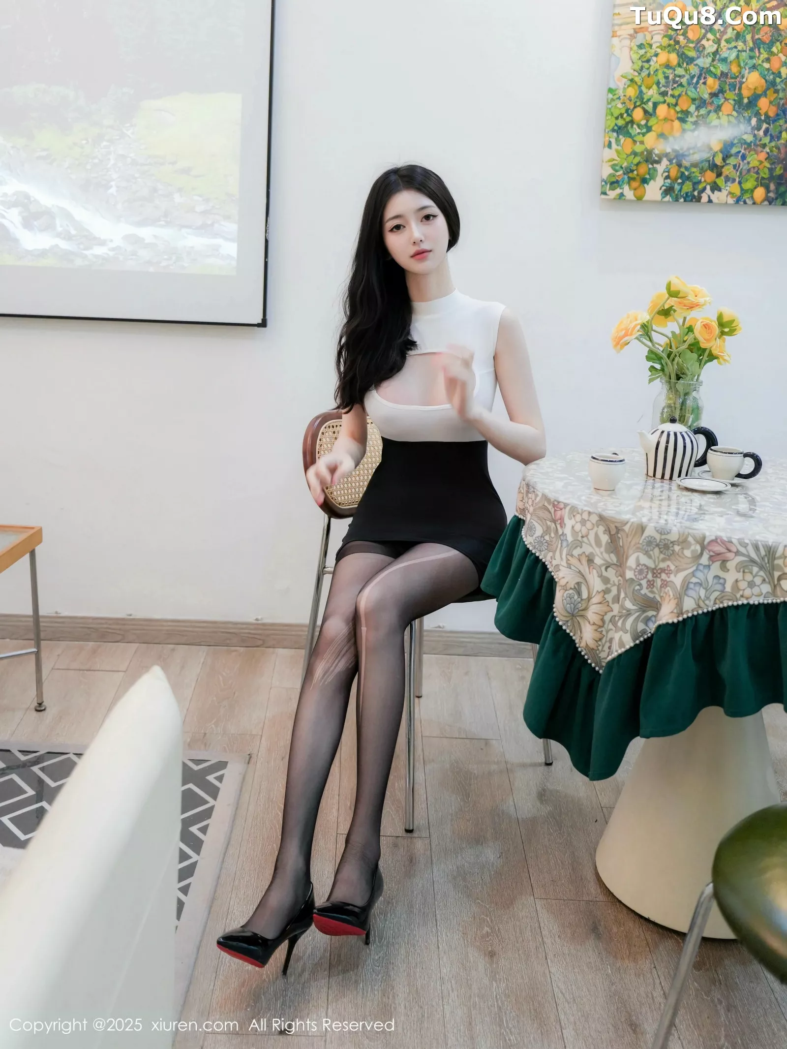 白小蝶私房性感白色T恤配破烂黑丝秀完美曲线撩人绝美写真 第 8 张