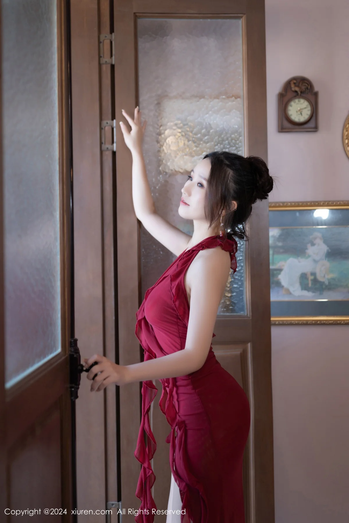 杏子Yada性感红色连衣裙露情趣内衣配超薄肉丝完美绝美写真 第 7 张