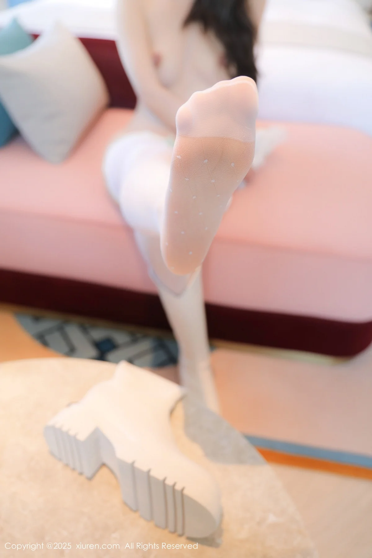 桃妖夭性感白色蕾丝内衣配白色丝袜秀曼妙身姿惹火绝美写真 第 70 张