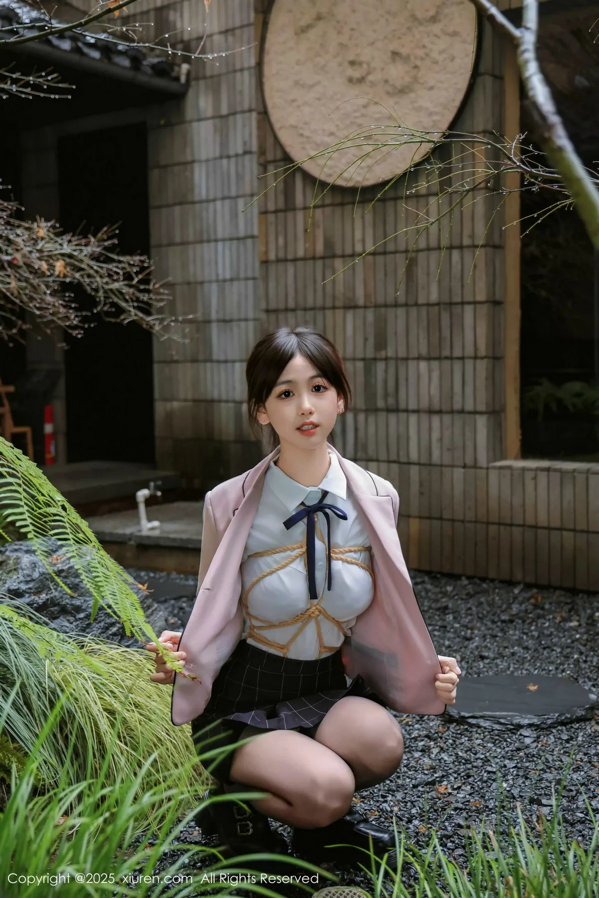 奶芙乔乔捆绑主题性感JK制服配超薄黑丝秀凹凸身材绝美写真 第 16 张