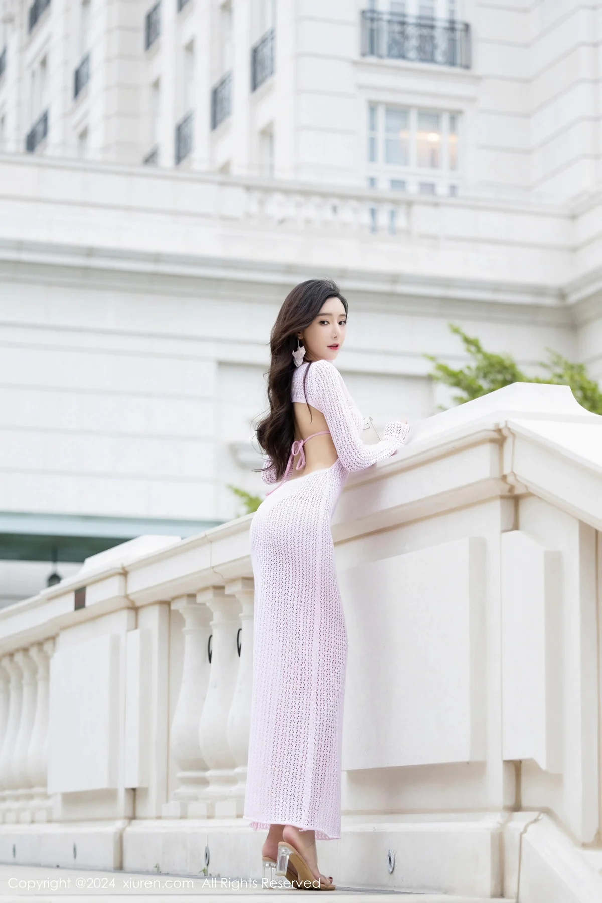 王馨瑶yanni黑色轻透情趣服+粉色比基尼秀完美身材绝美写真 第 5 张