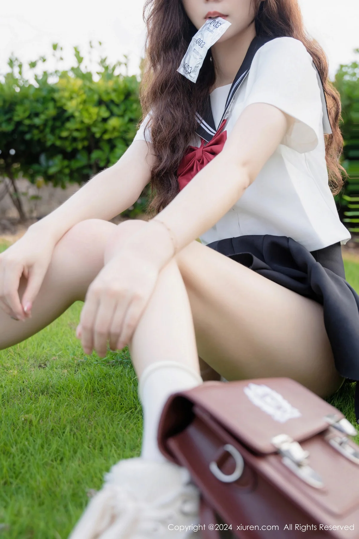 拍黄瓜girl性感JK制服露白色蕾丝内衣秀曼妙身姿绝美写真 第 122 张