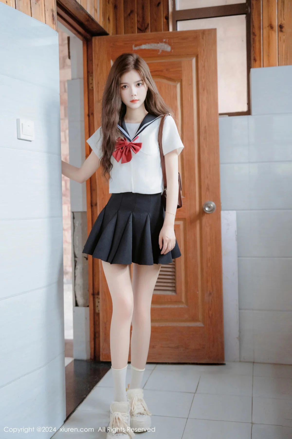 拍黄瓜girl性感JK制服露白色蕾丝内衣秀曼妙身姿绝美写真 第 42 张