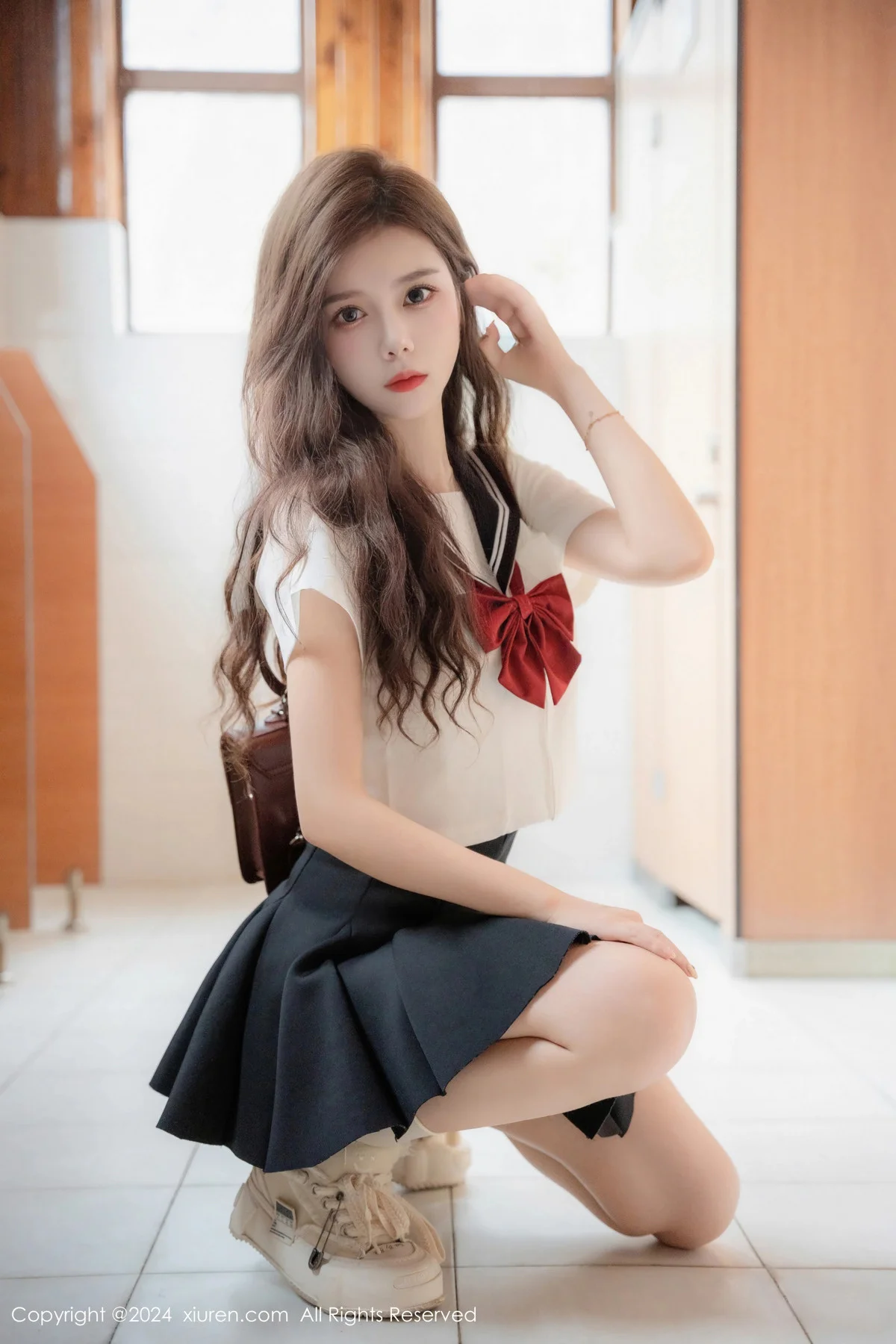 拍黄瓜girl性感JK制服露白色蕾丝内衣秀曼妙身姿绝美写真 第 50 张
