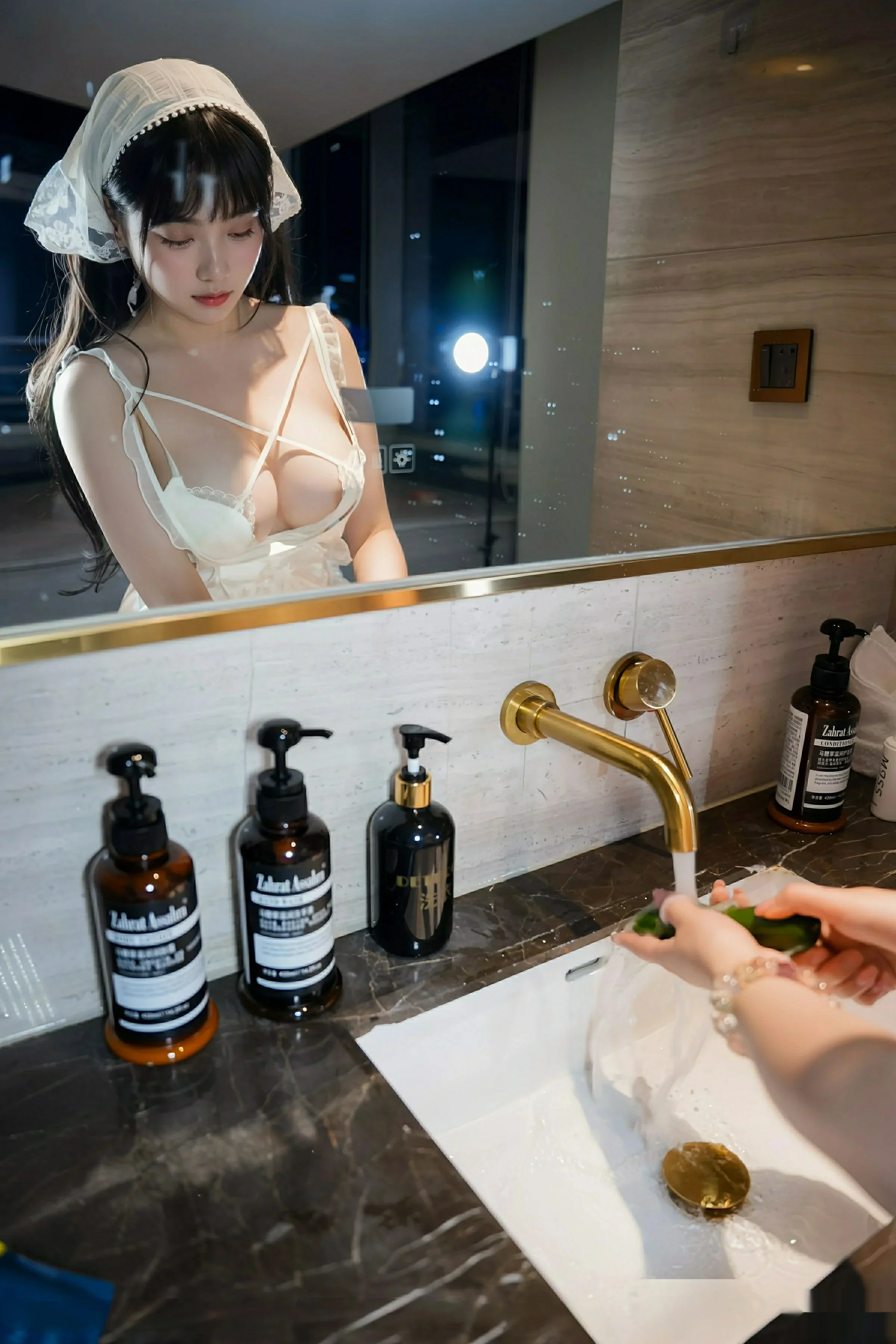 软情性感白色女仆服饰配白色丝袜秀曼妙身姿迷人绝美写真 第 43 张